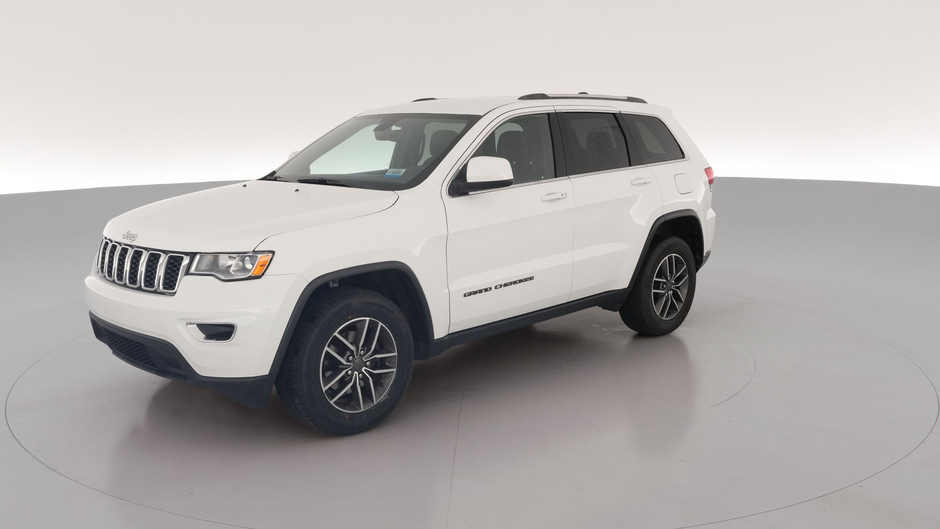 2019 Jeep Grand Cherokee vehicle photo