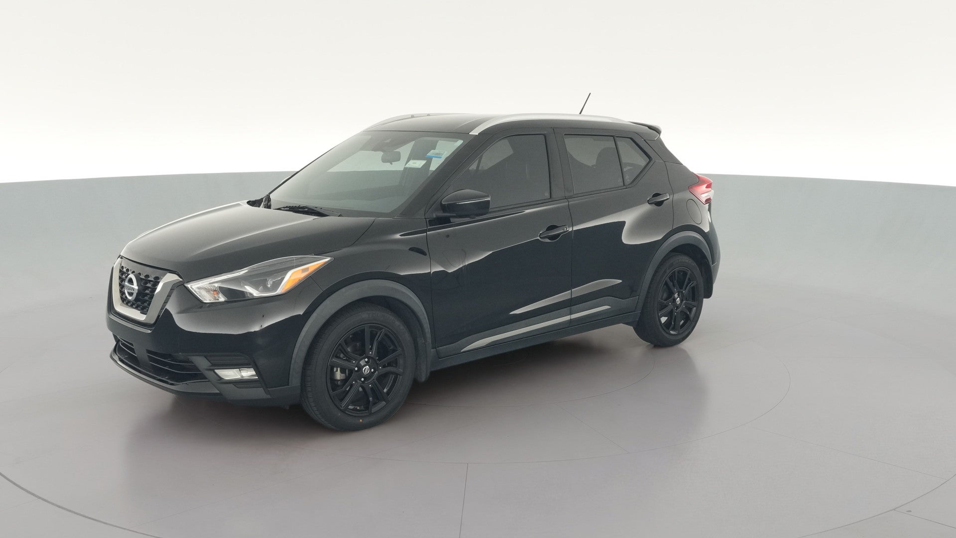 2020 Nissan Kicks vehicle photo