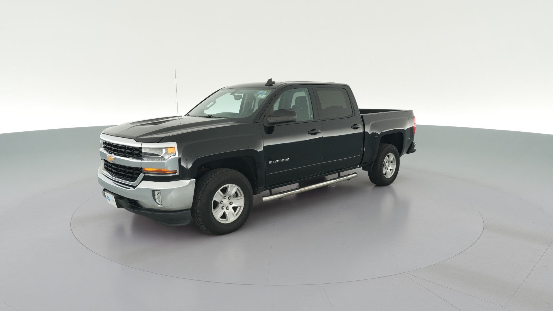 2018 Chevrolet Silverado 1500 Crew Cab vehicle photo