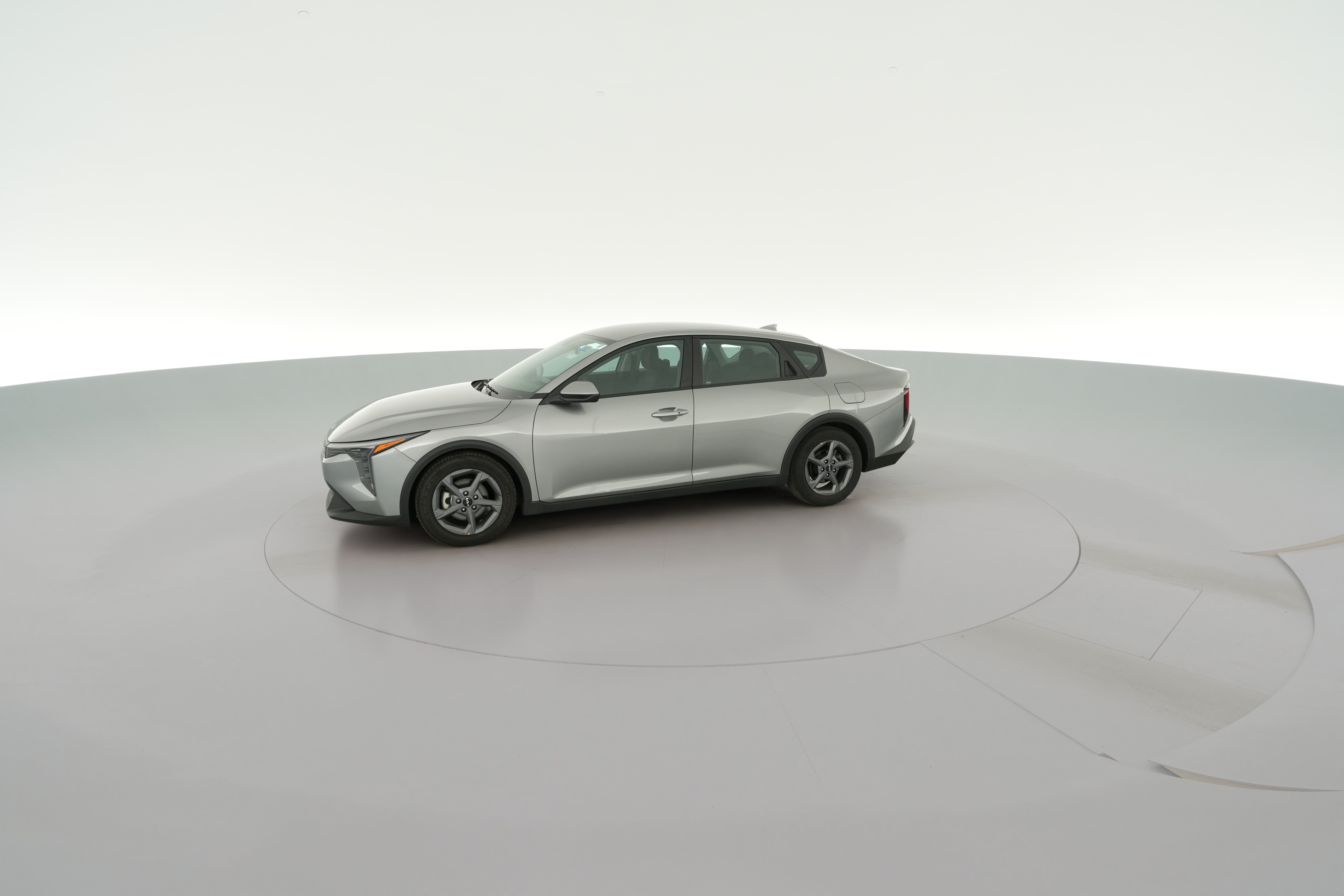 2025 Kia K4 LXS - Photo 25