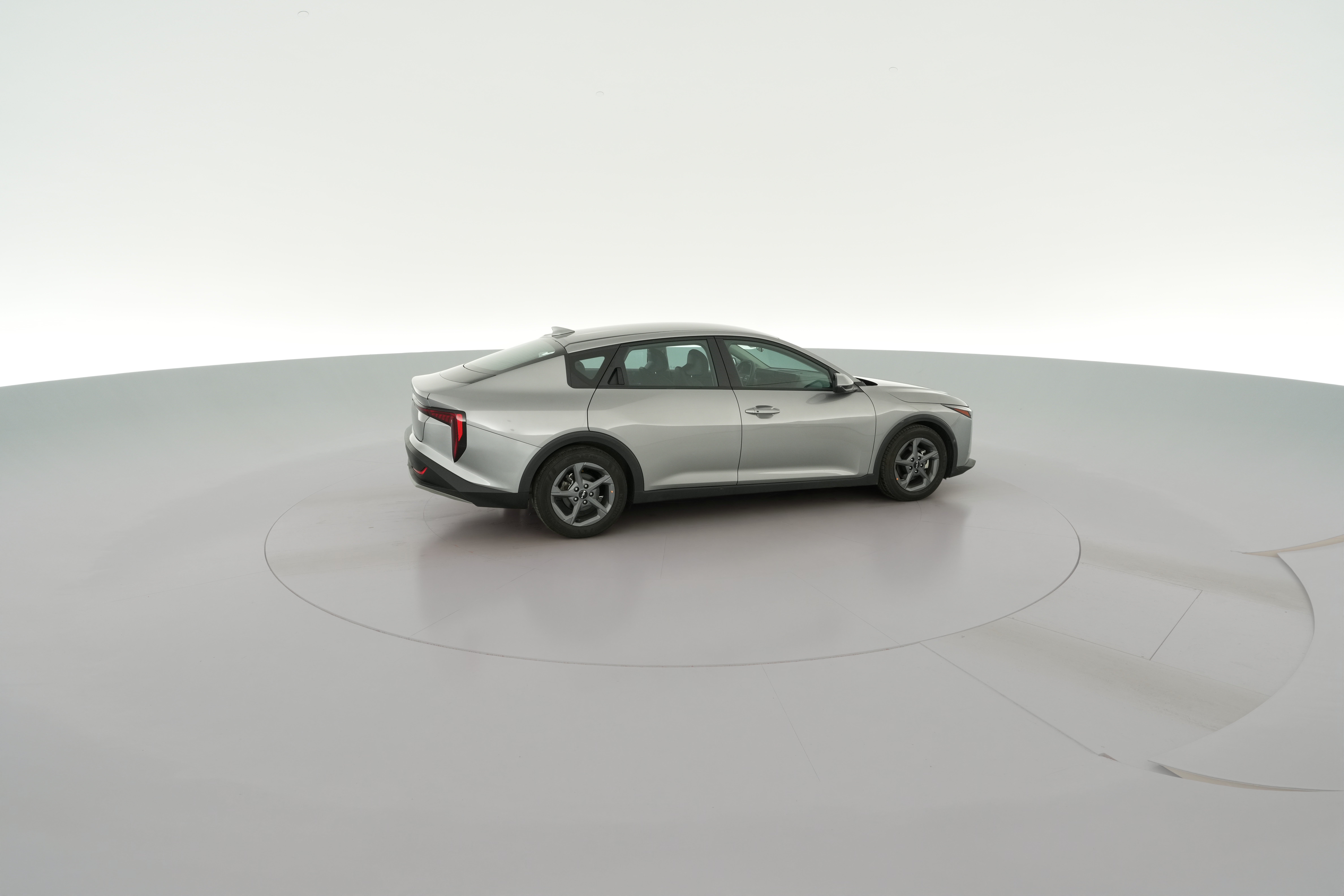 2025 Kia K4 LXS - Photo 33