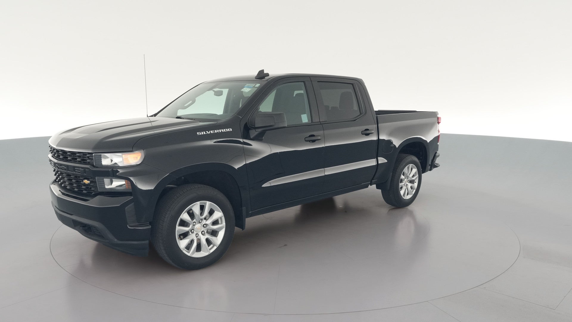 2020 Chevrolet Silverado 1500 Crew Cab vehicle photo