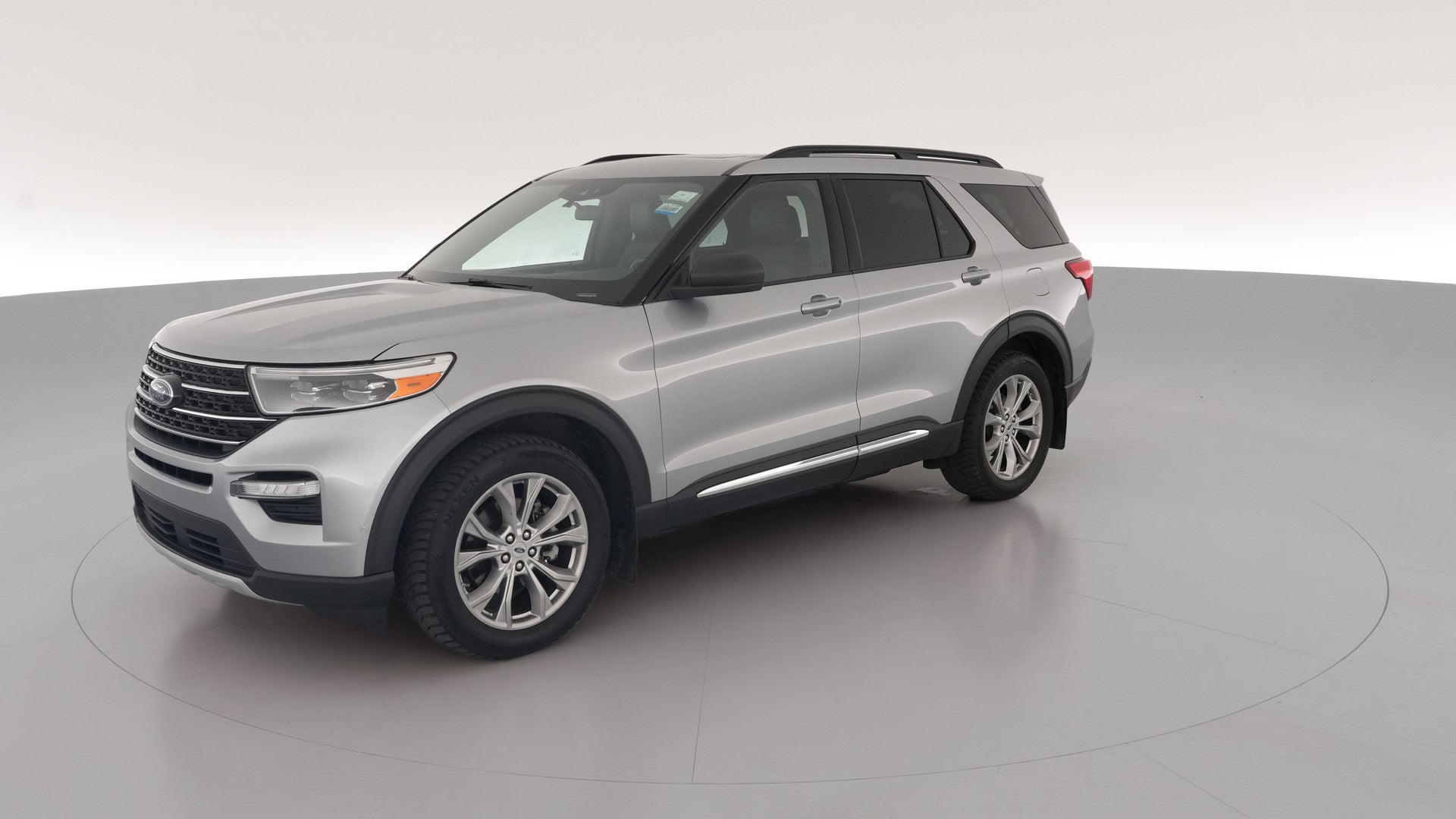 2020 Ford Explorer vehicle photo