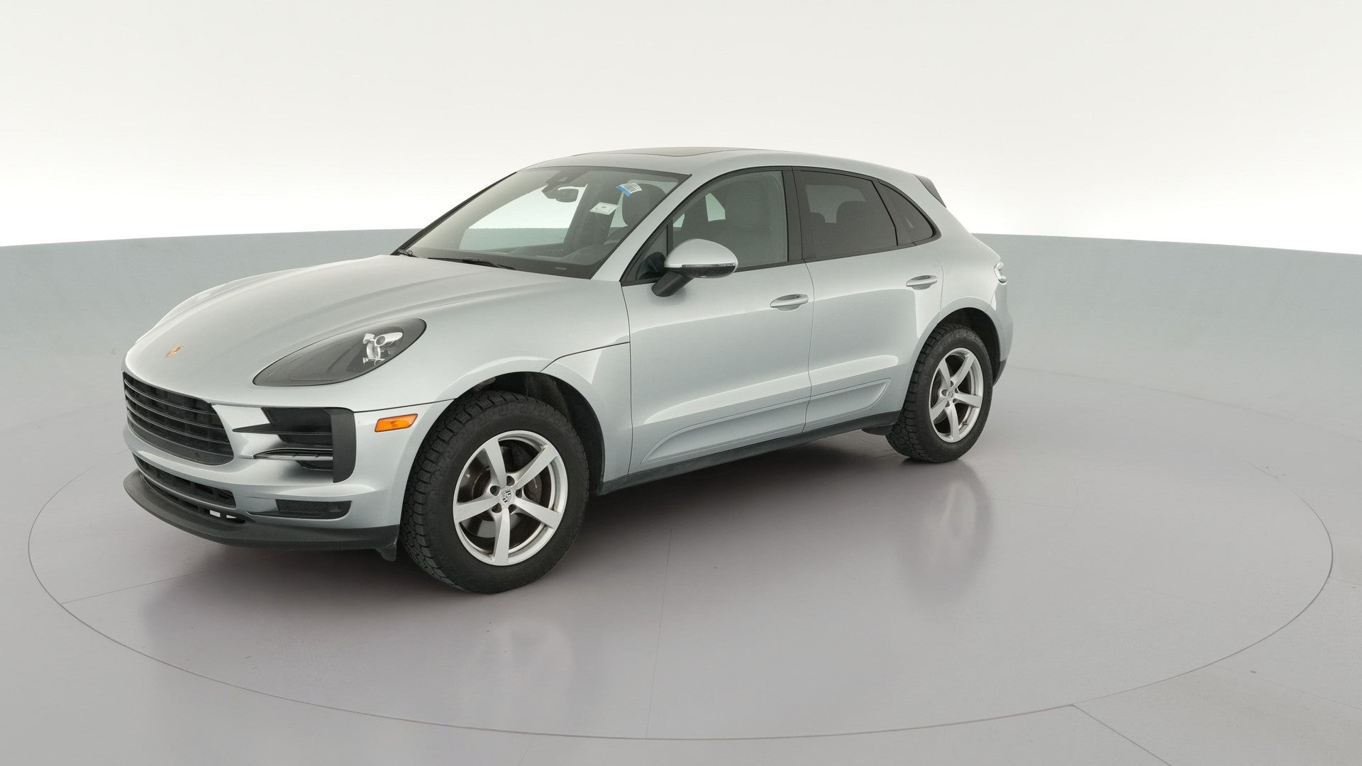 2020 Porsche Macan vehicle photo