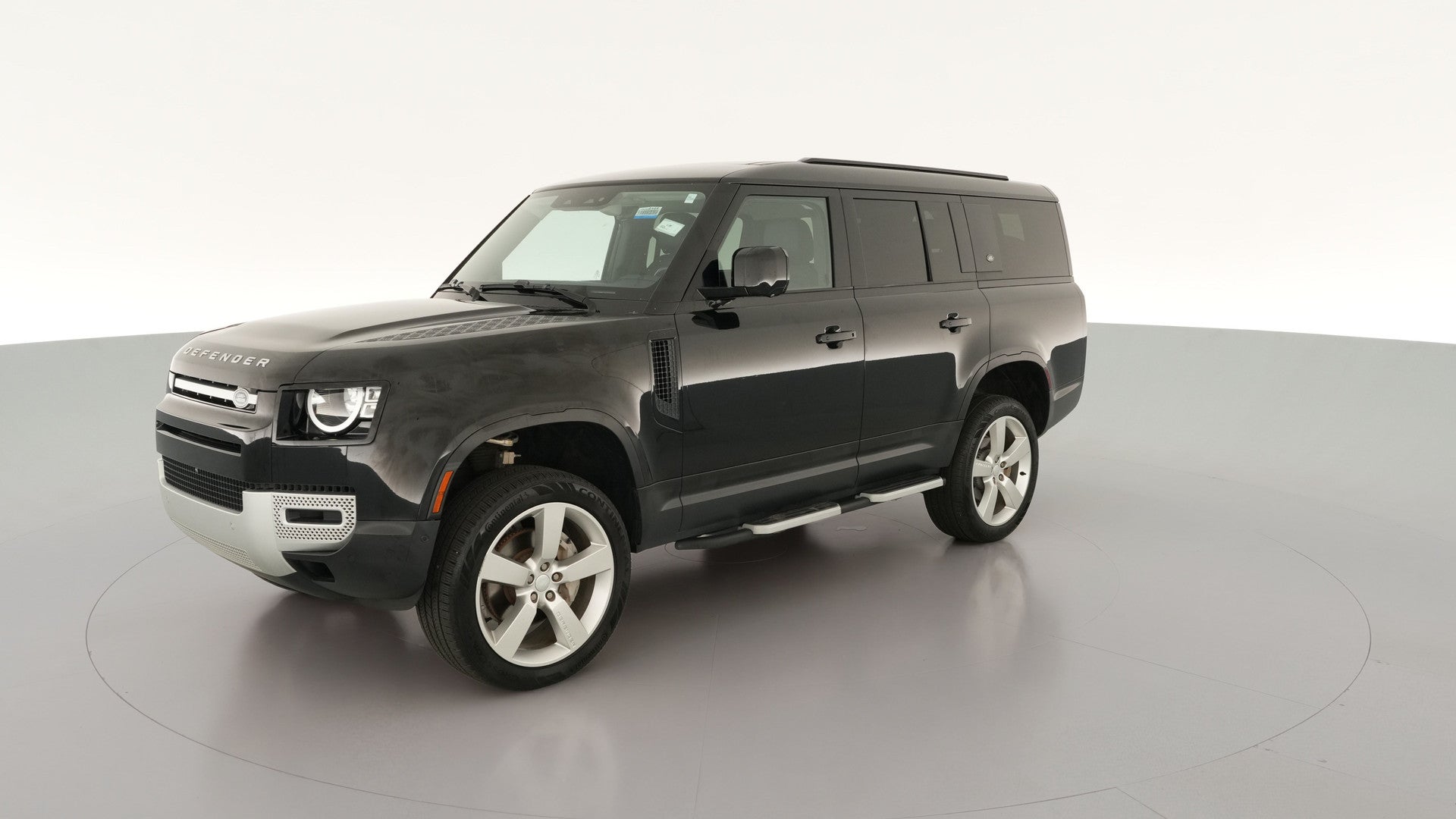 2023 Land Rover Defender 130 vehicle photo