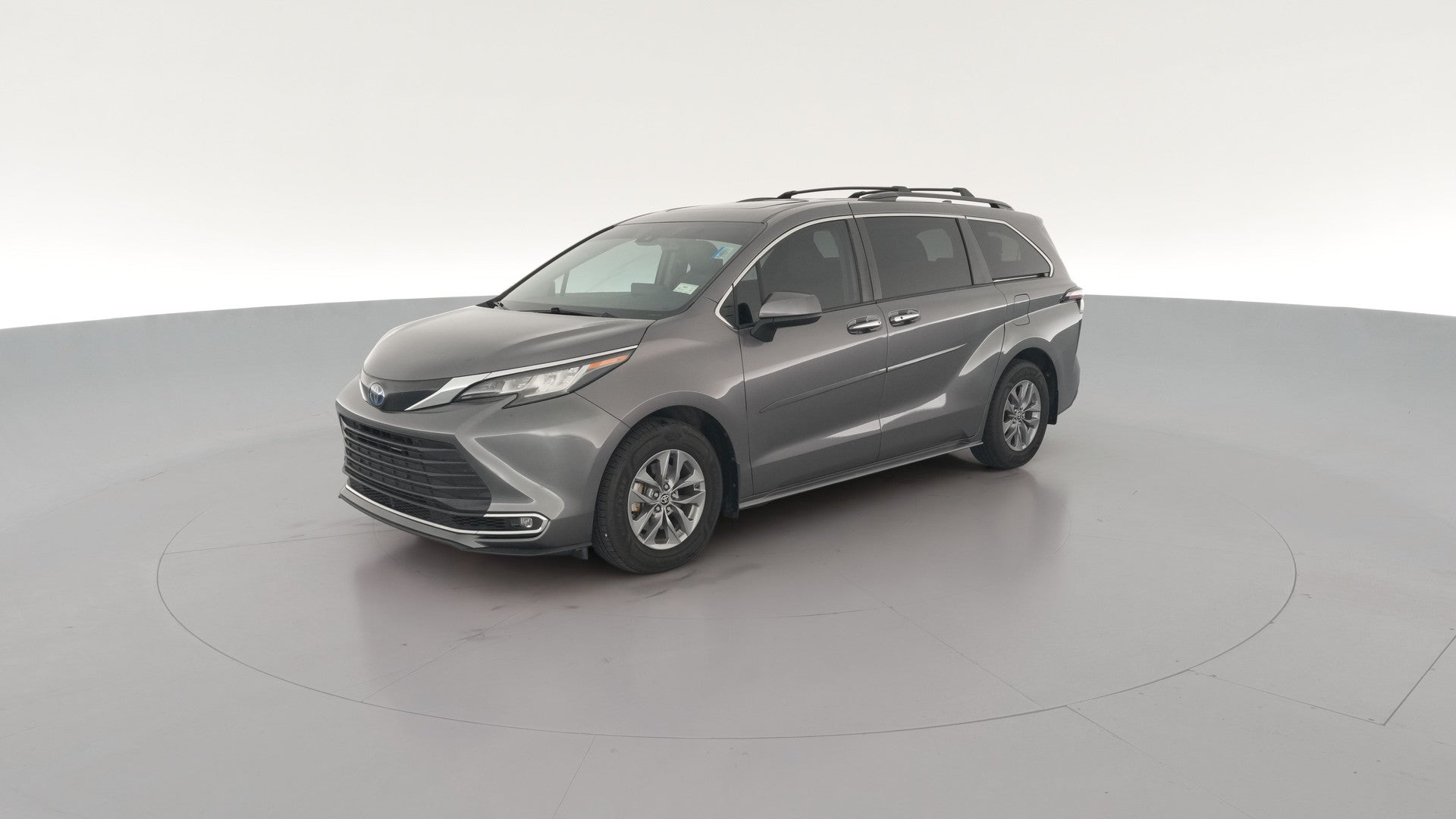 2023 Toyota Sienna vehicle photo