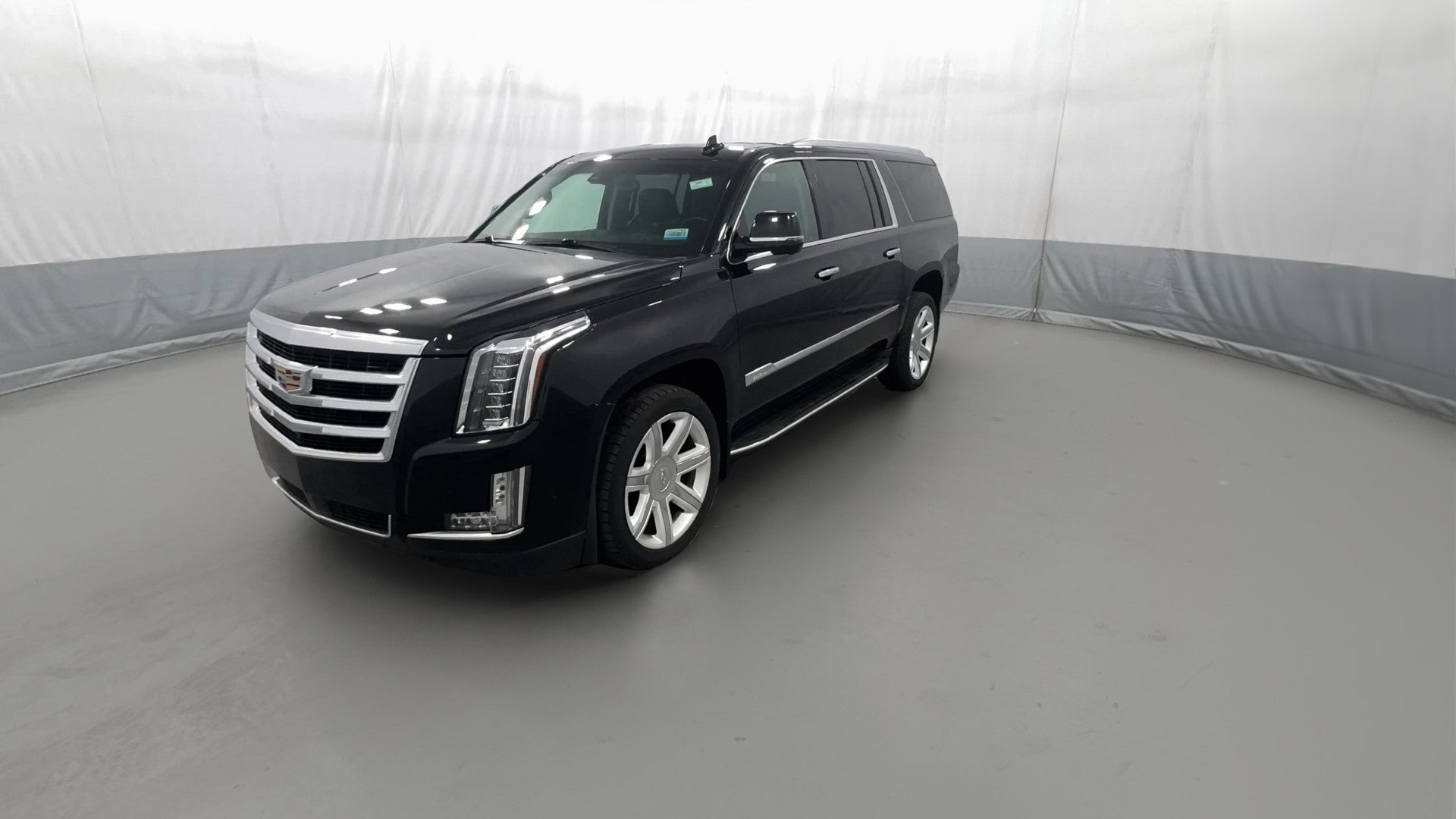 2017 Cadillac Escalade ESV vehicle photo