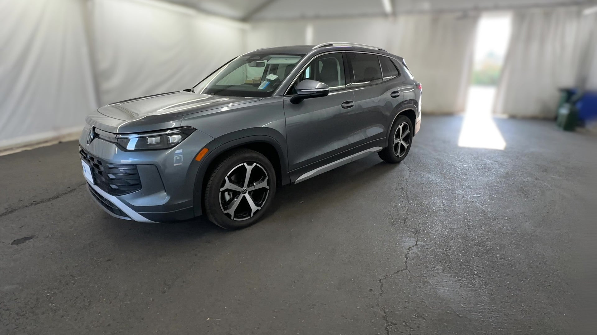 2026 Volkswagen Tiguan vehicle photo