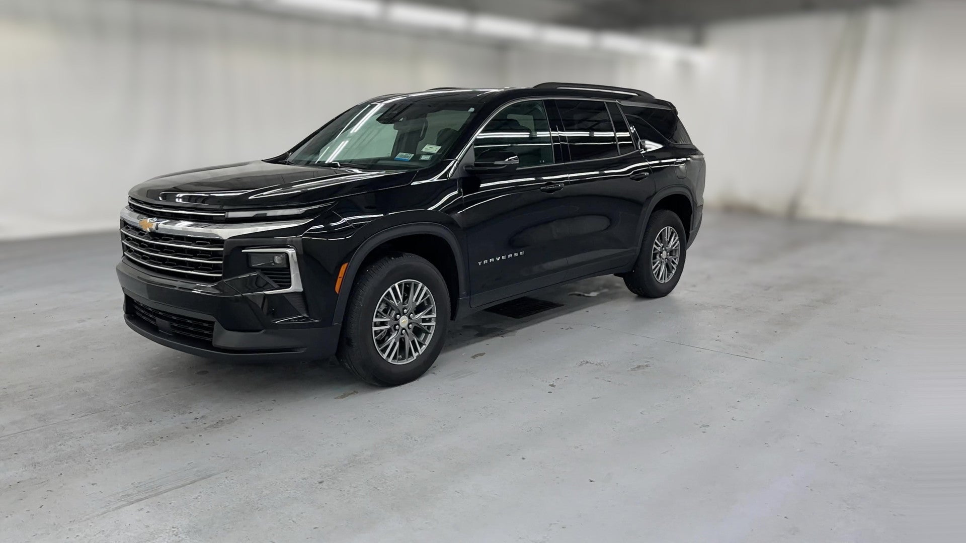 2025 Chevrolet Traverse vehicle photo