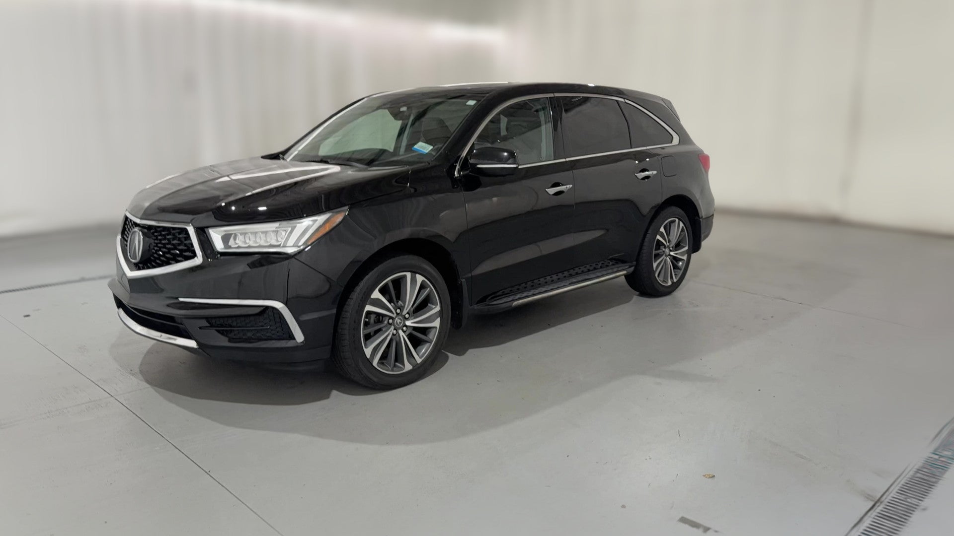 2017 Acura MDX vehicle photo