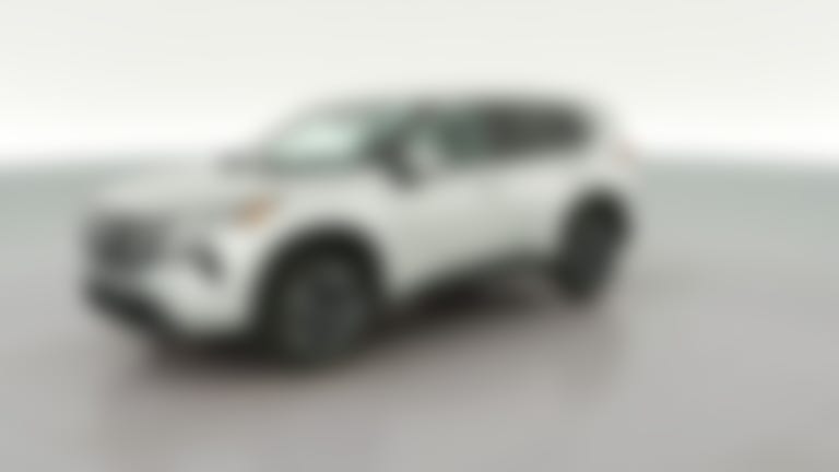 2025 Nissan Rogue vehicle photo