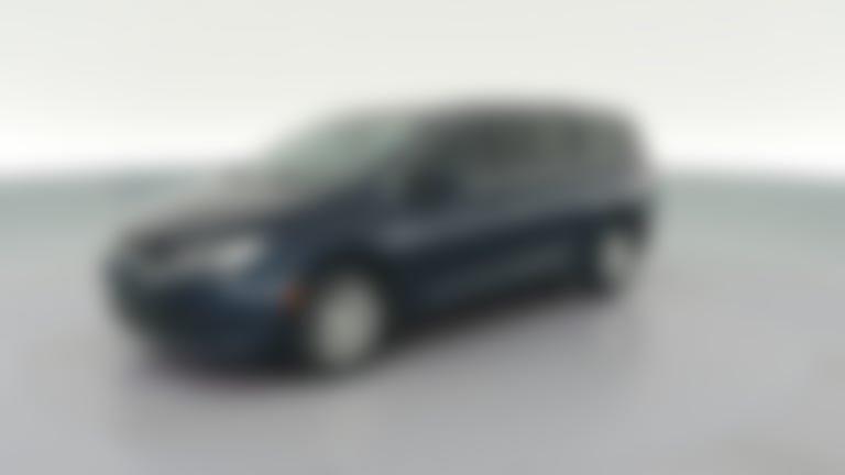 2020 Chrysler Voyager vehicle photo