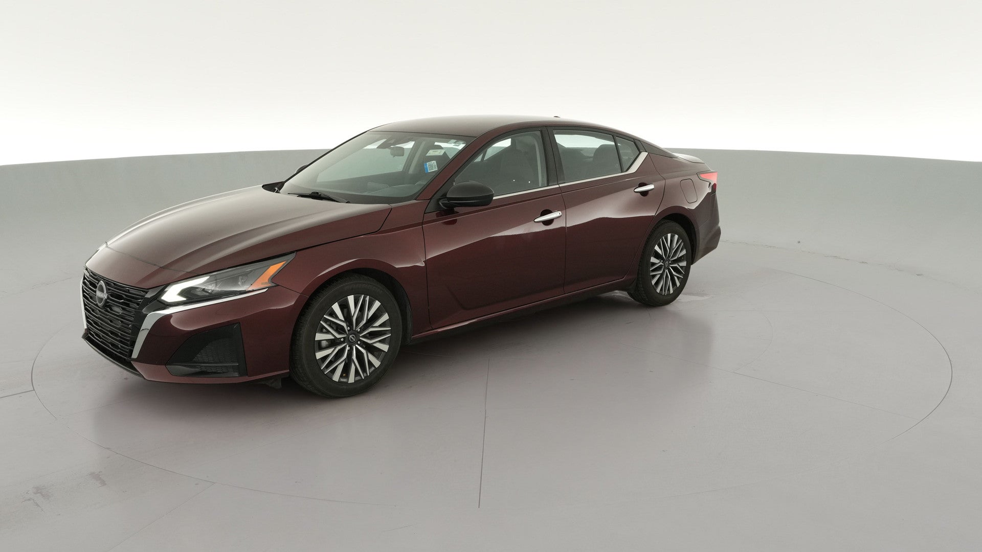 2024 Nissan Altima vehicle photo
