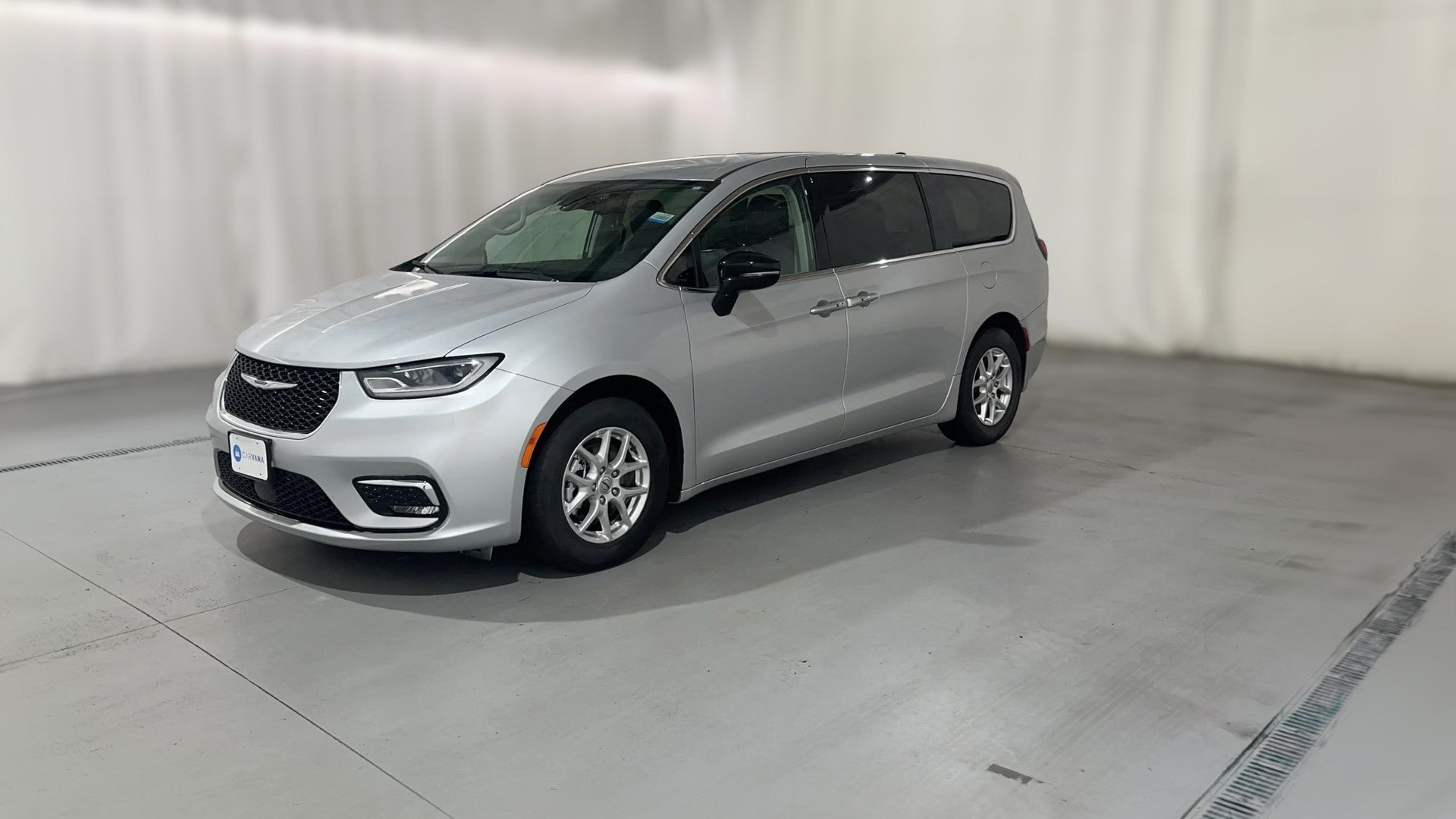 2024 Chrysler Pacifica vehicle photo