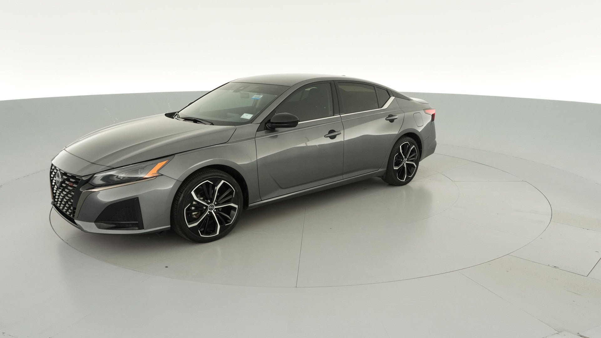 2024 Nissan Altima vehicle photo