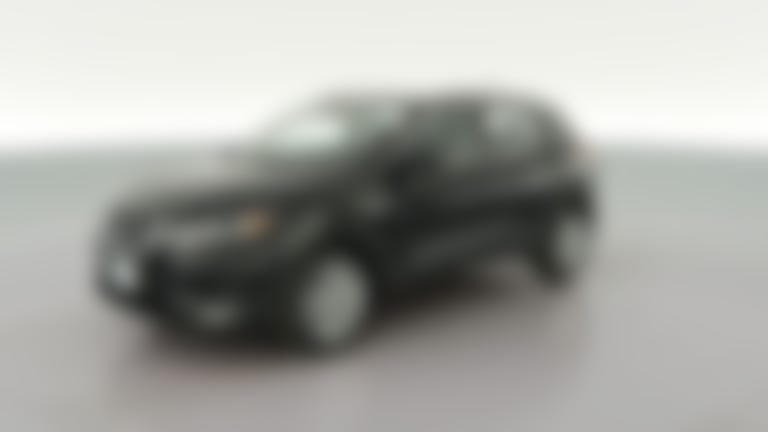2022 Nissan Rogue Sport vehicle photo