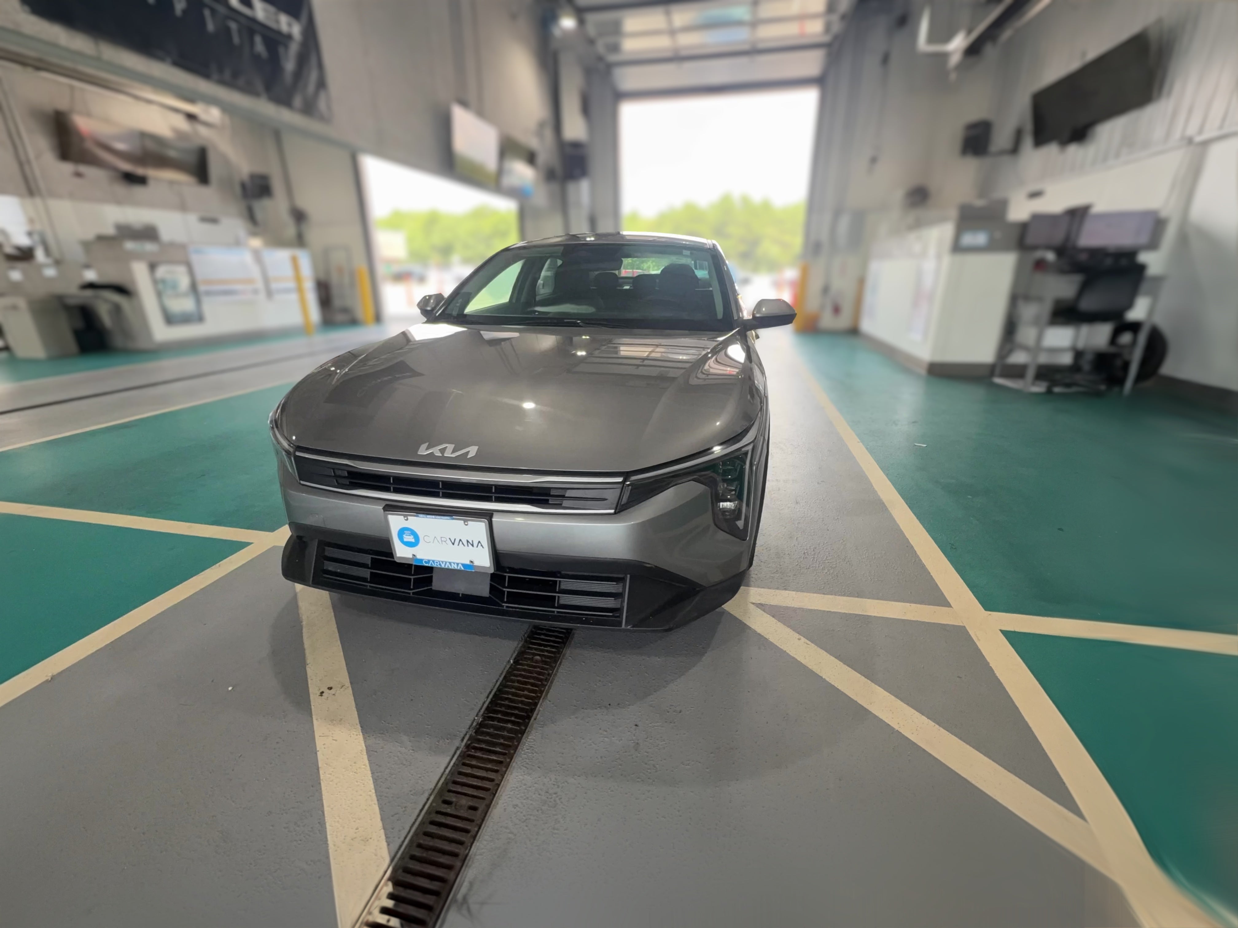 2025 Kia K4 LXS - Photo 24