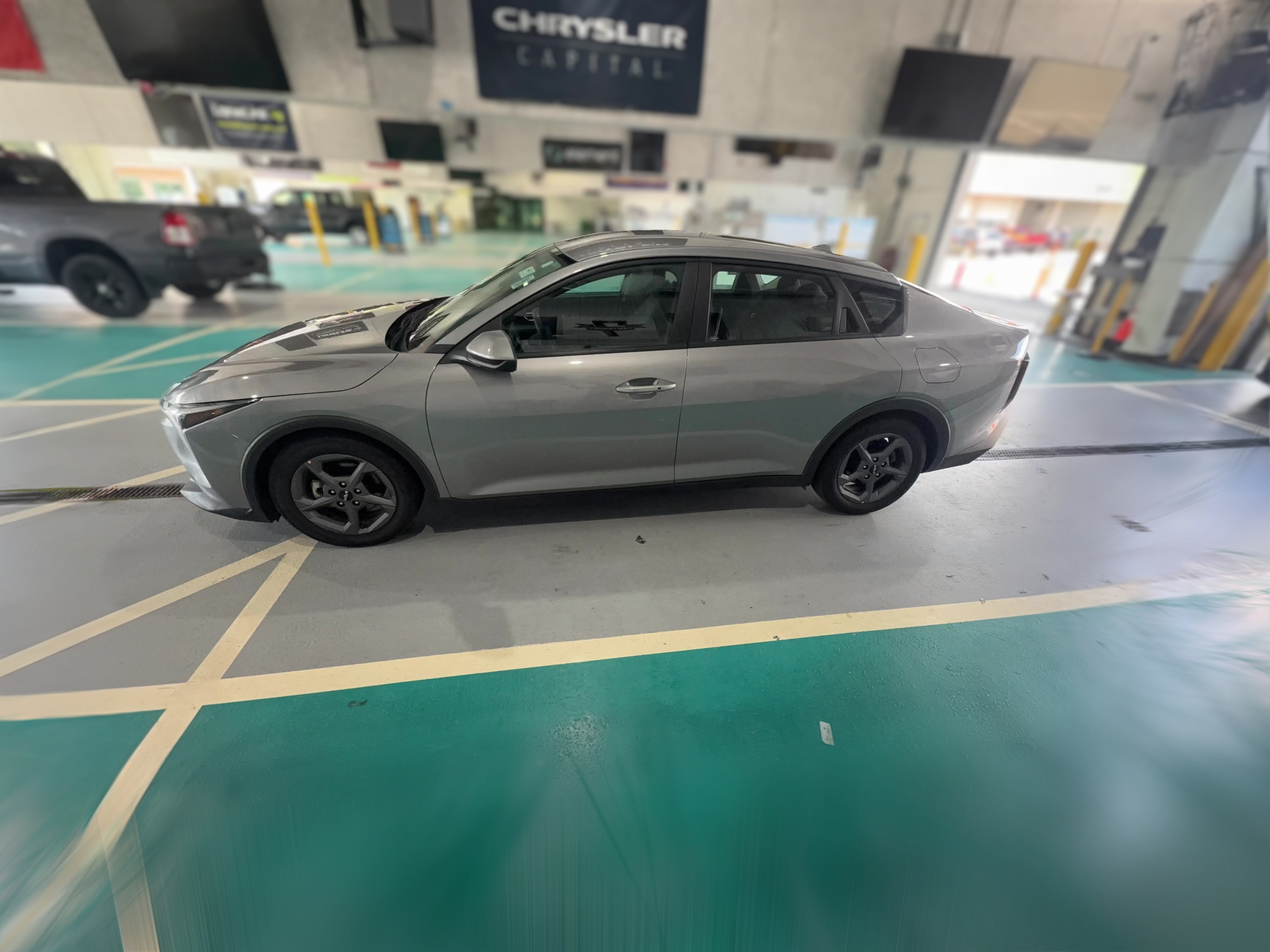 2025 Kia K4 LXS - Photo 27