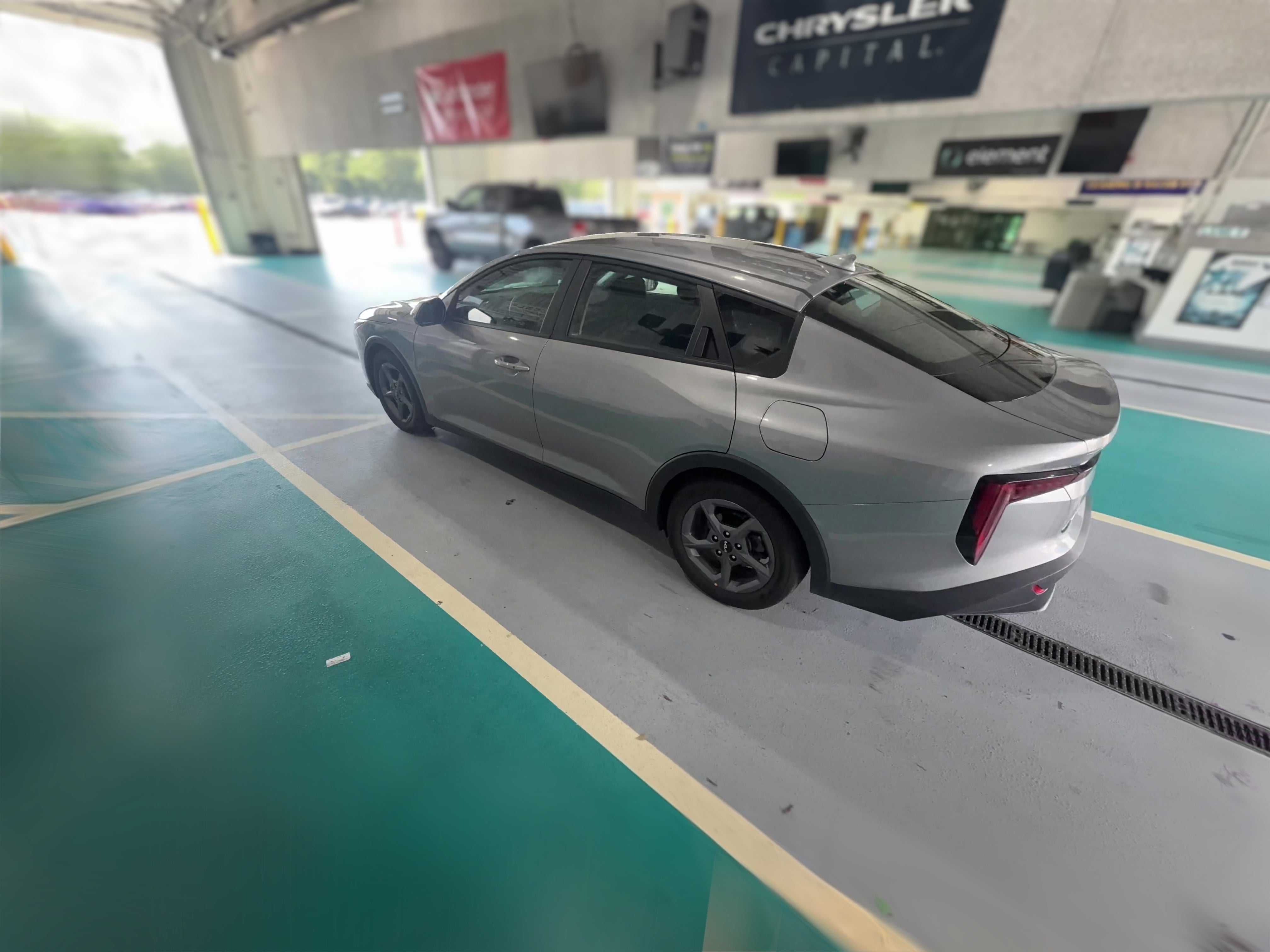 2025 Kia K4 LXS - Photo 29