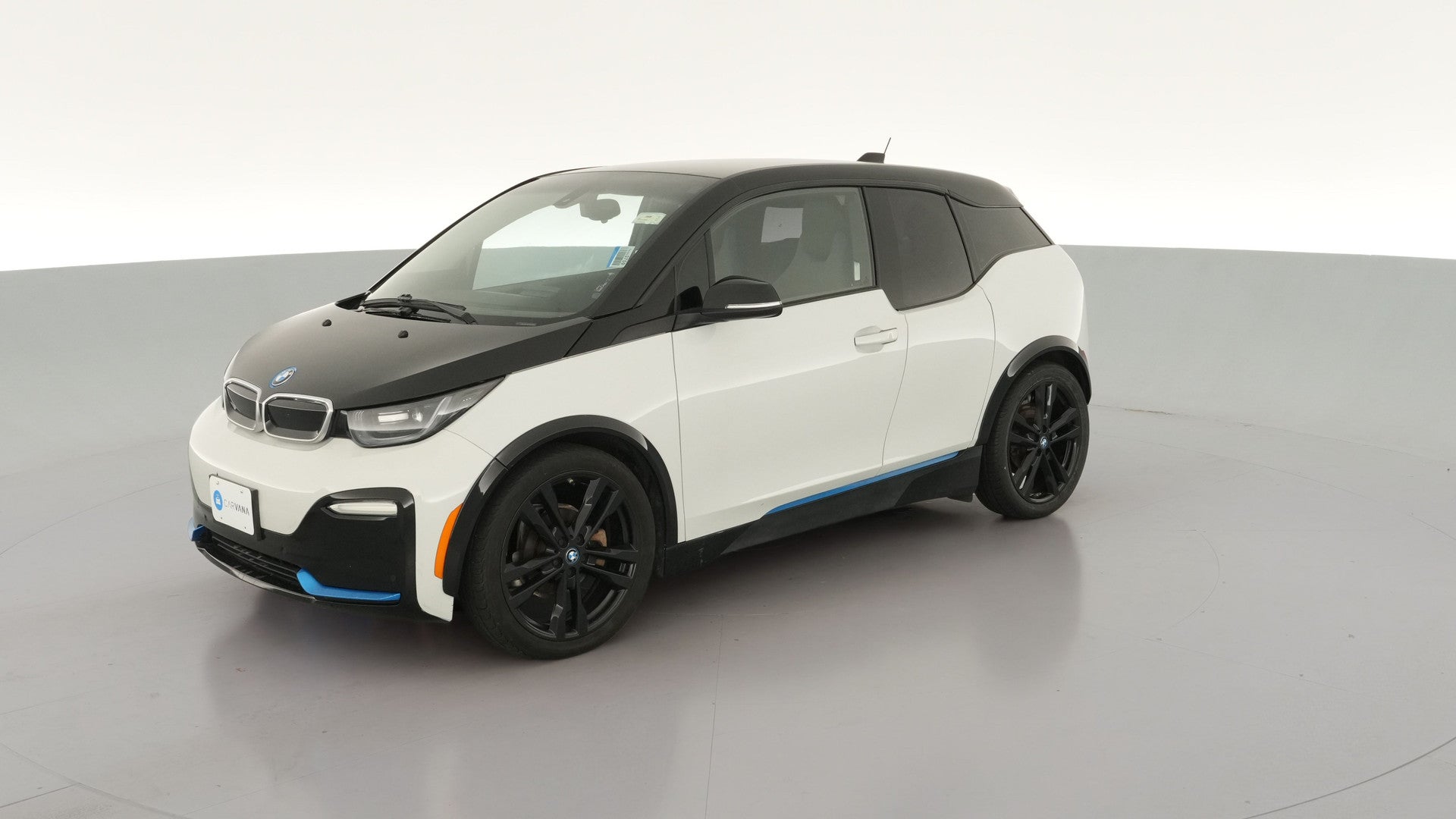 2018 BMW i3 vehicle photo