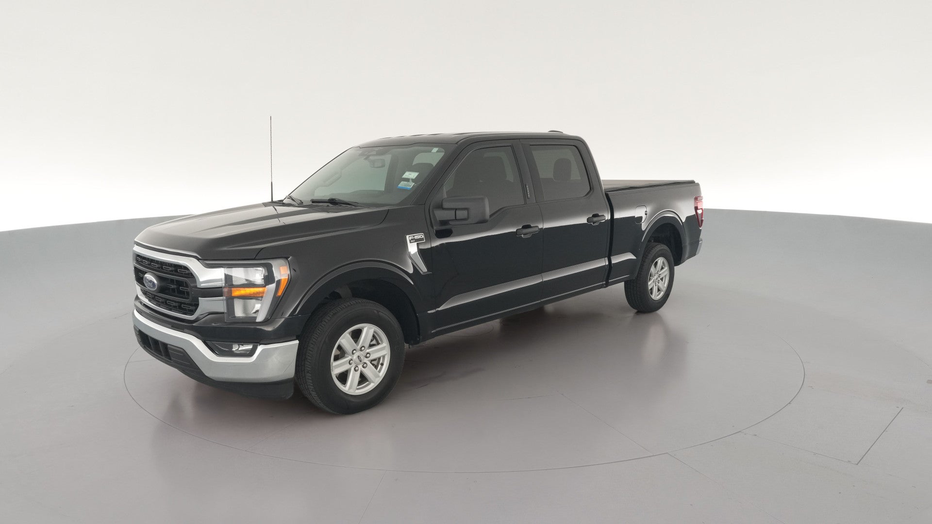 2023 Ford F150 SuperCrew Cab vehicle photo