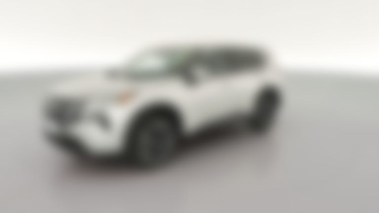 2024 Nissan Rogue vehicle photo