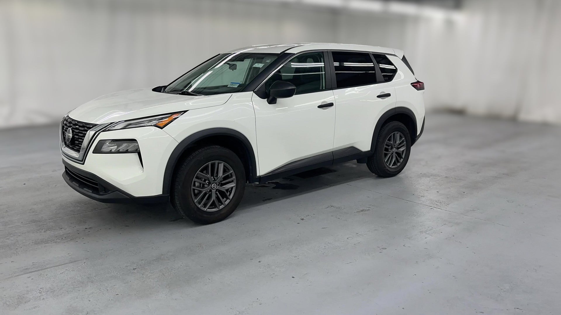 2021 Nissan Rogue vehicle photo