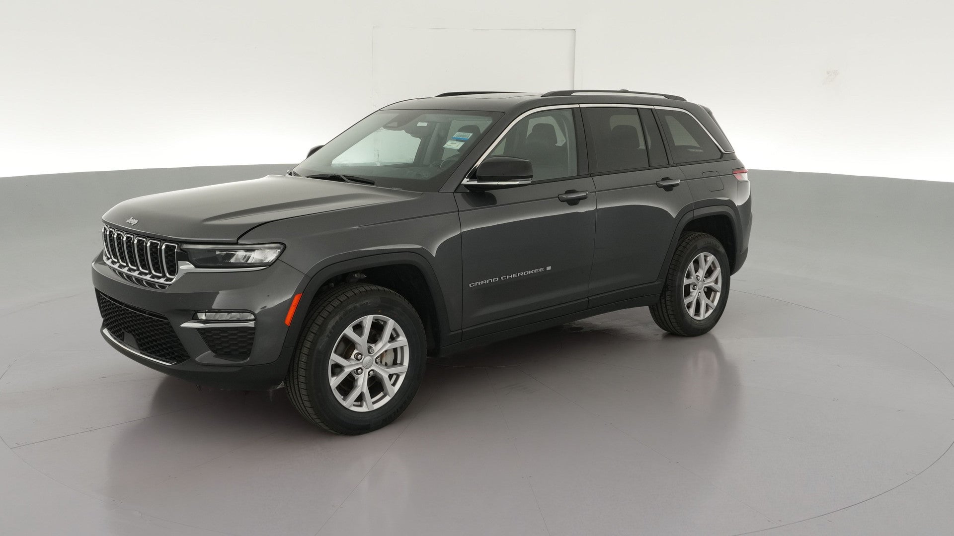 2022 Jeep Grand Cherokee vehicle photo