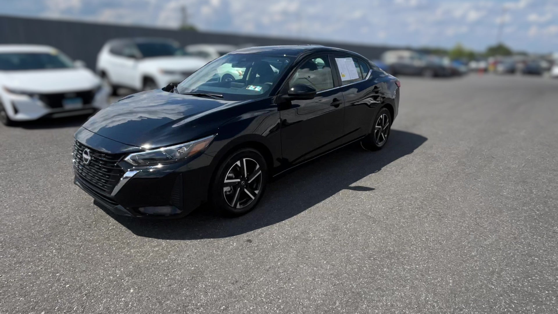 2025 Nissan Sentra vehicle photo