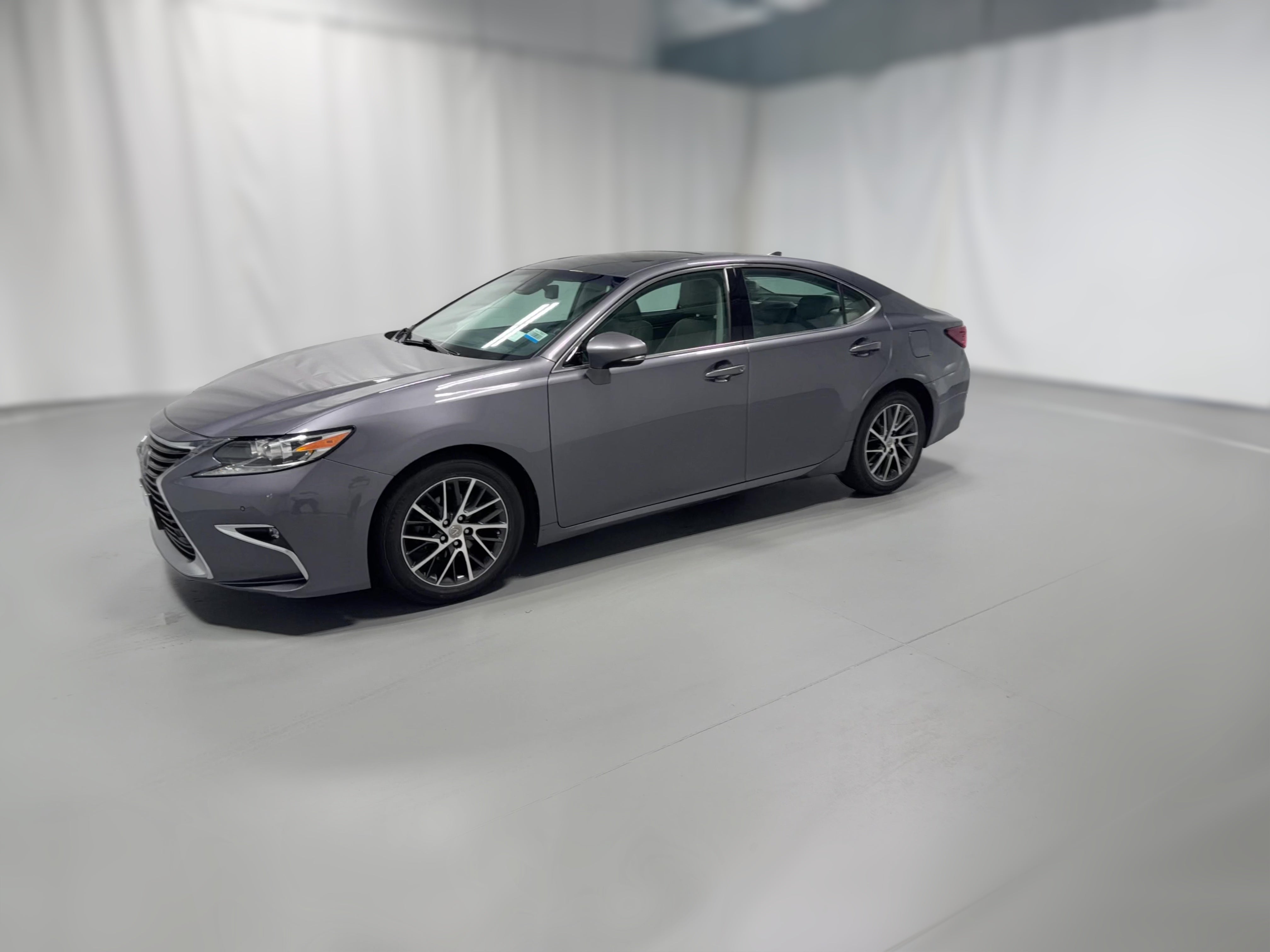 2017 Lexus ES 350 - Photo 30