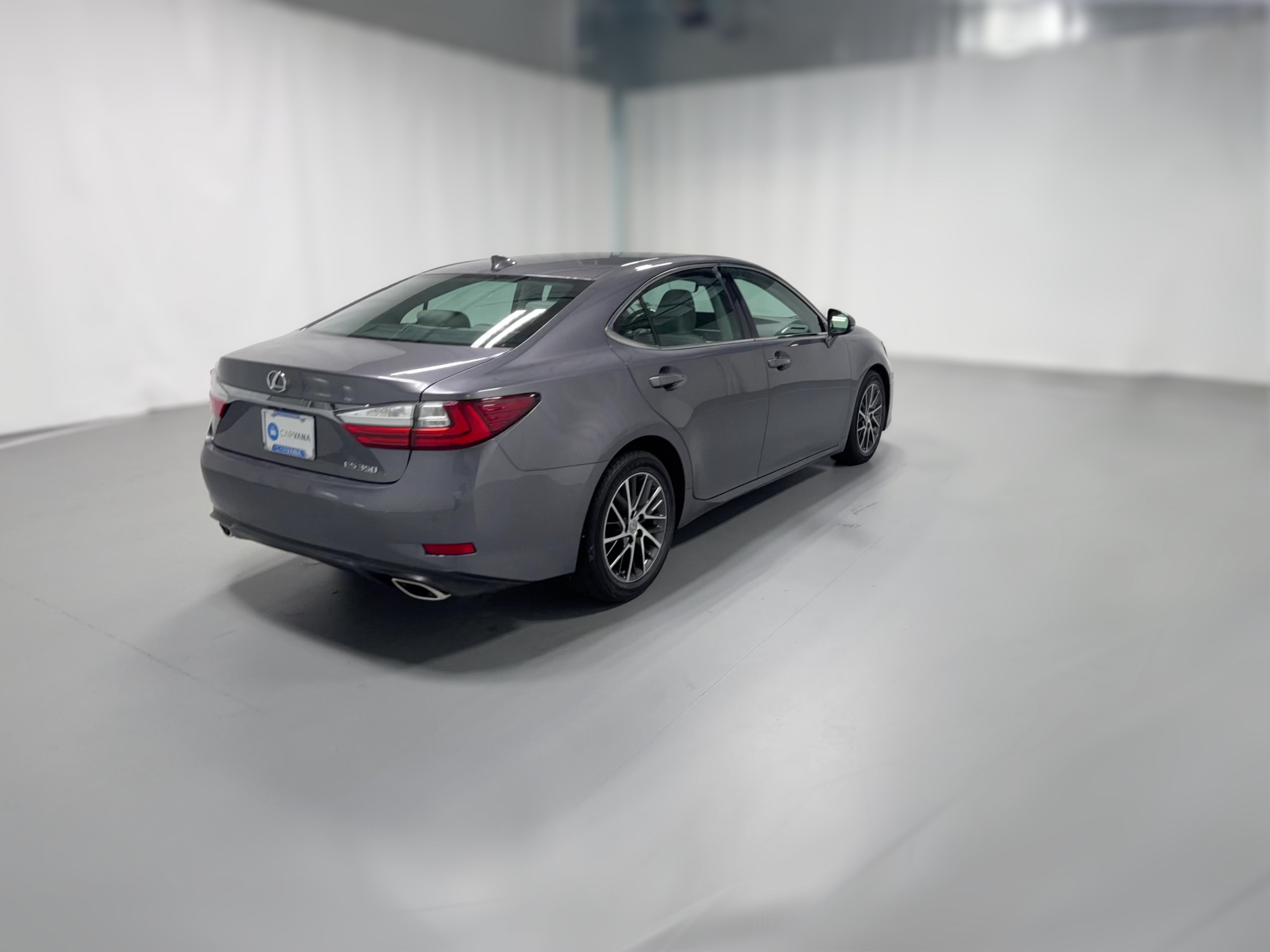 2017 Lexus ES 350 - Photo 37
