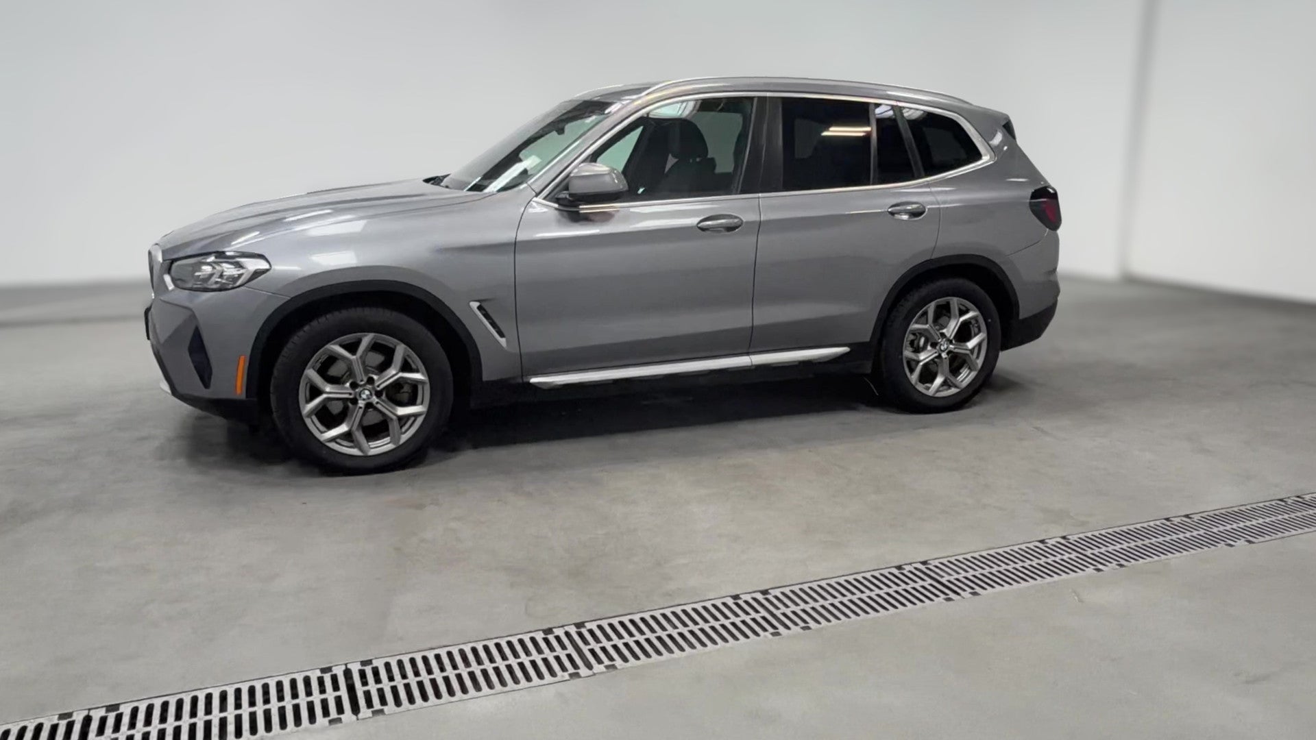 2024 BMW X3 vehicle photo