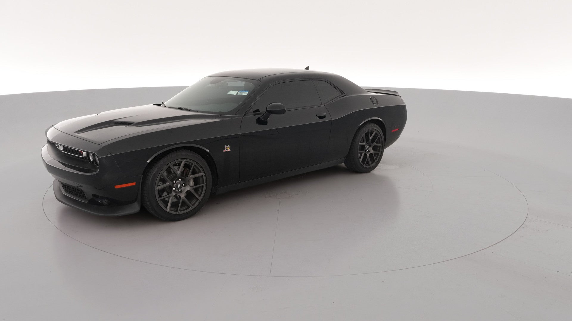 2018 Dodge Challenger vehicle photo