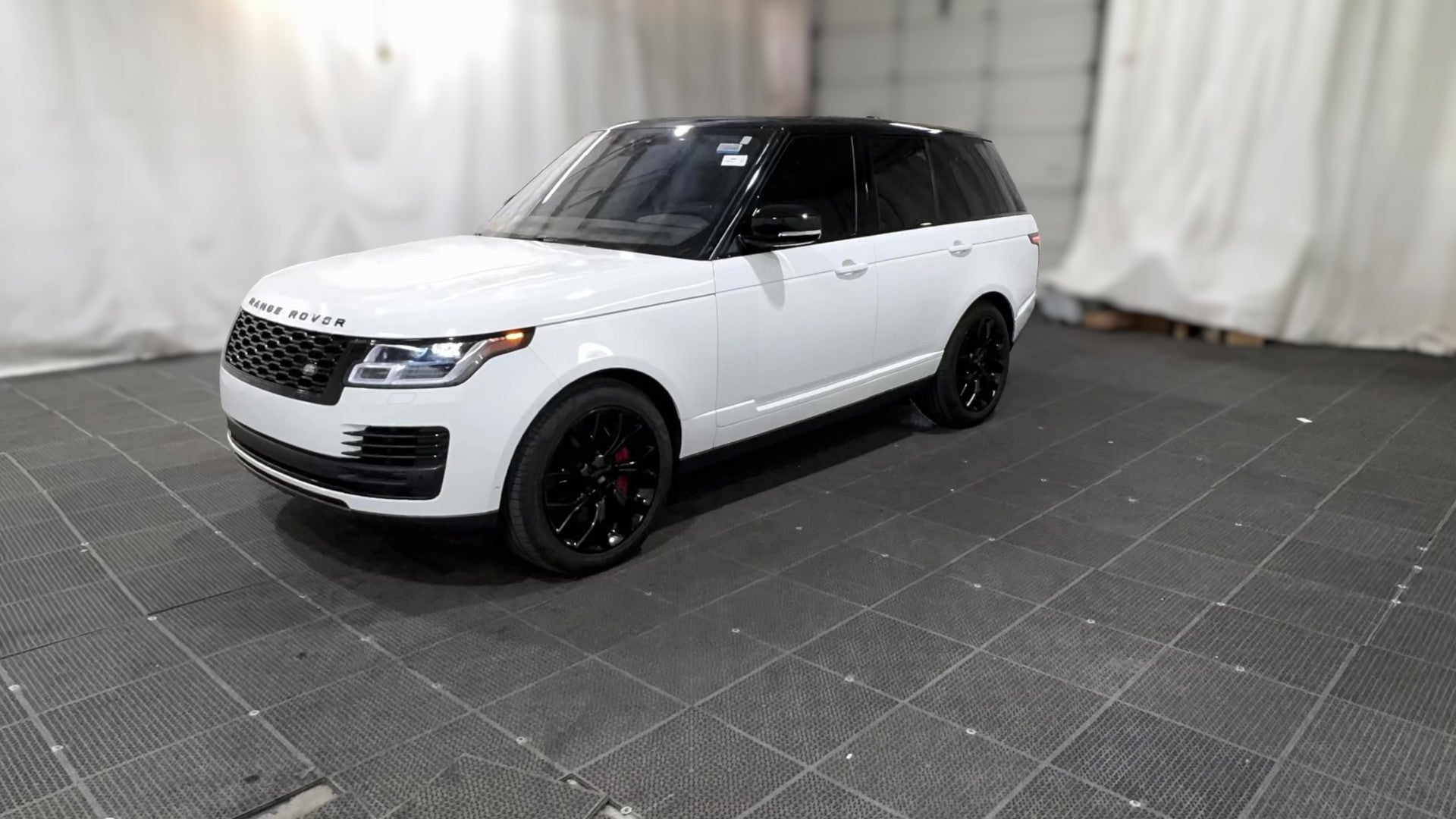 2020 Land Rover Range Rover vehicle photo