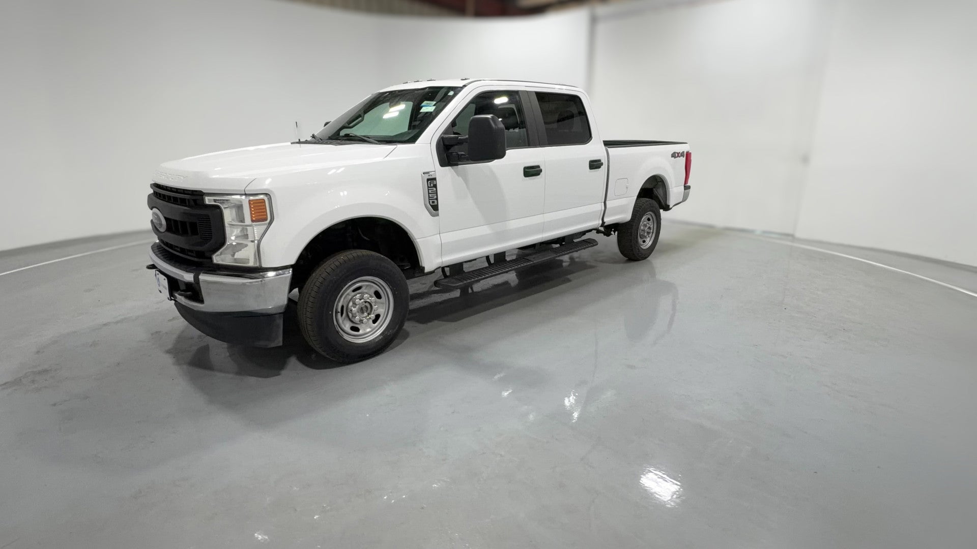 2021 Ford F250 Super Duty Crew Cab vehicle photo