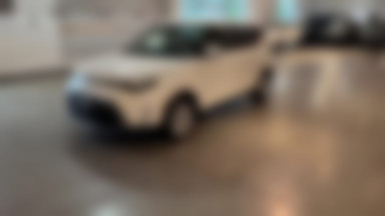 2025 Kia Soul vehicle photo