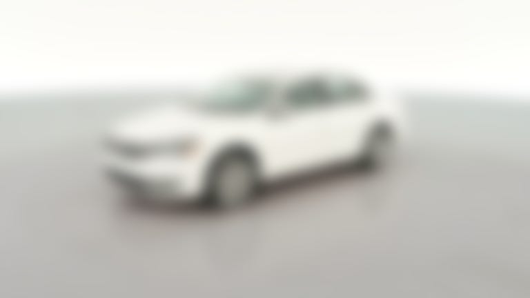 2014 Volkswagen Passat vehicle photo