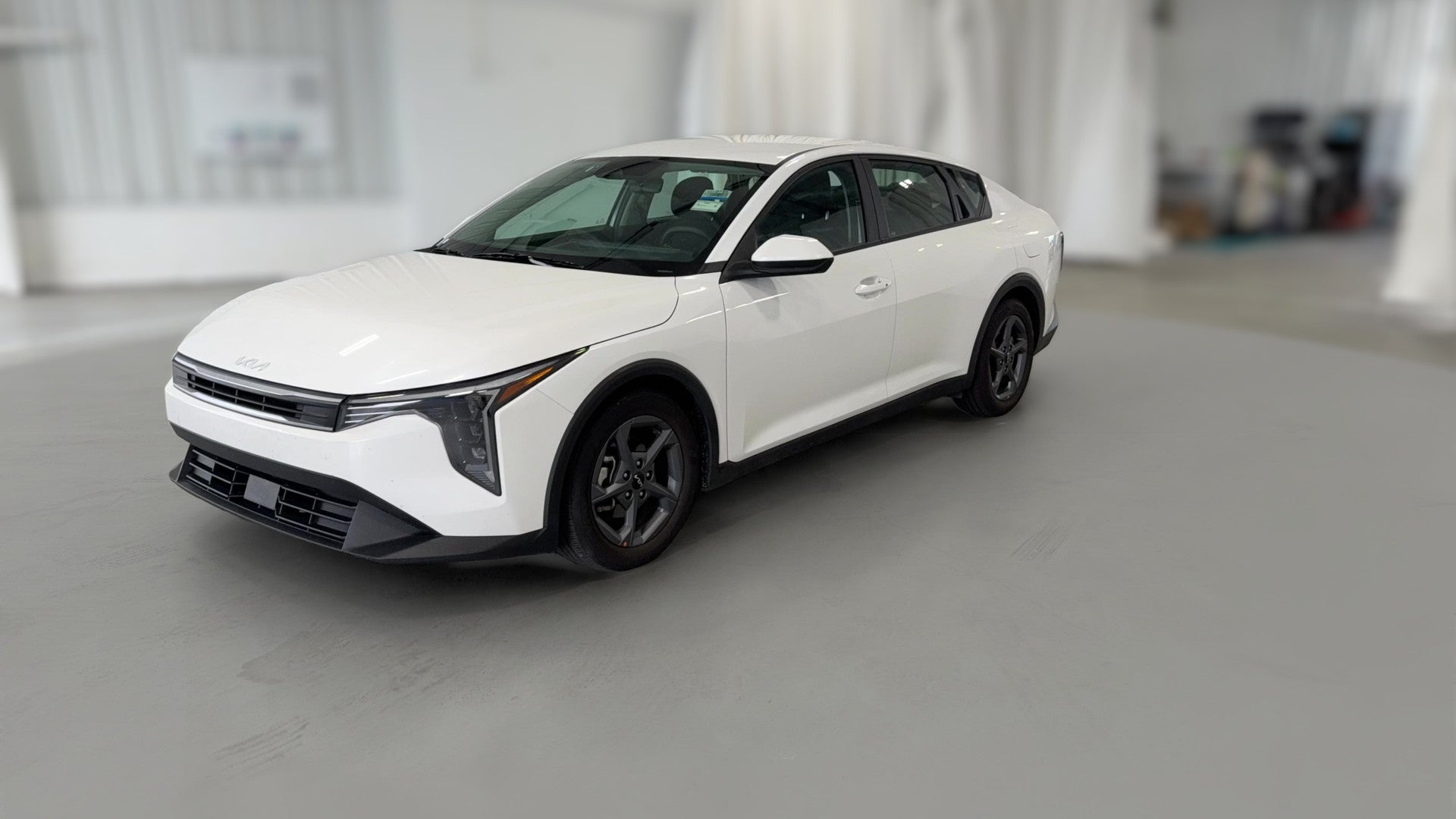 2025 Kia K4 vehicle photo