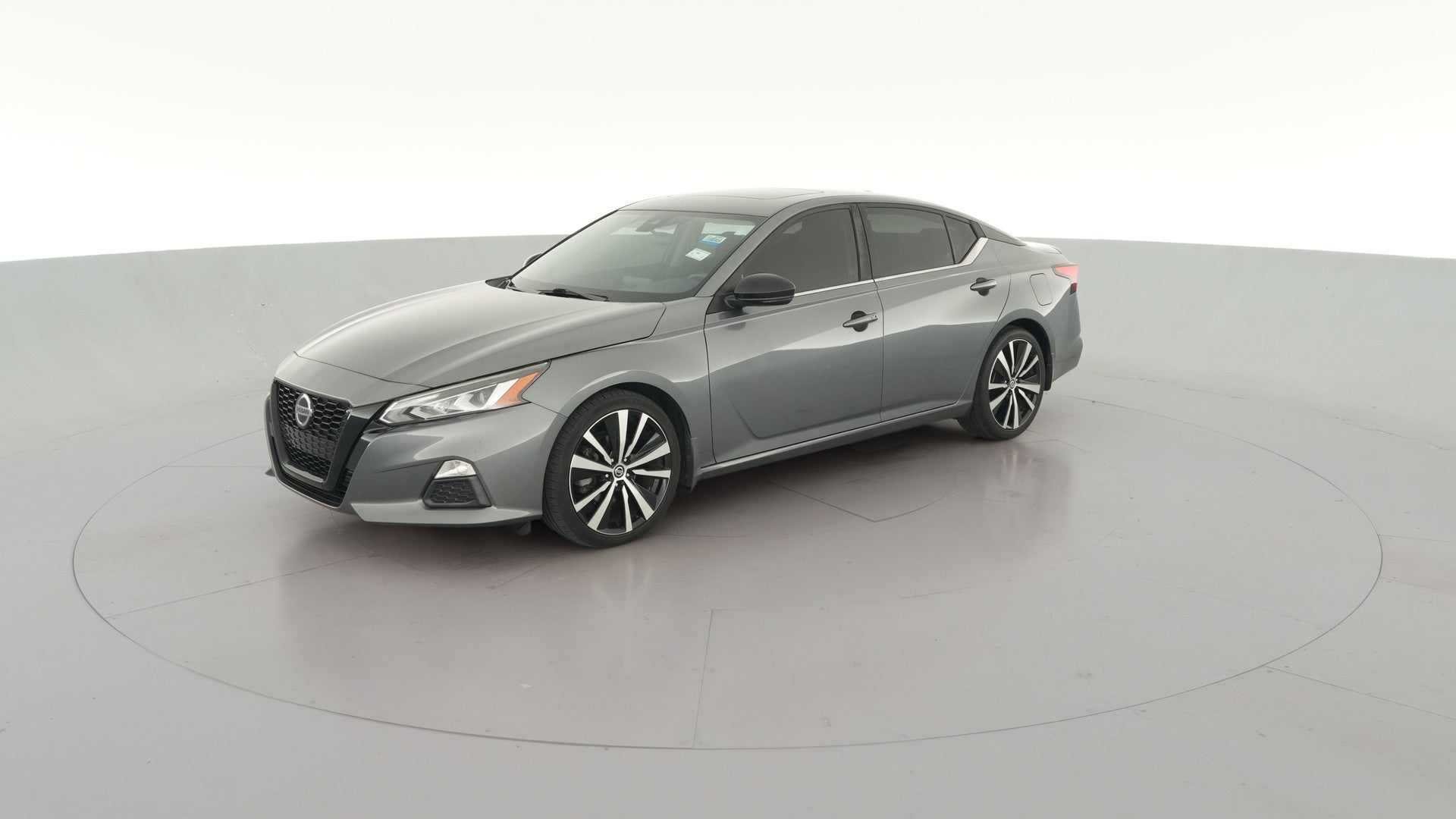 2020 Nissan Altima vehicle photo