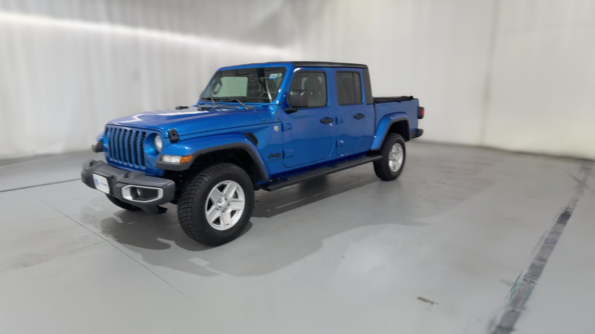 2020 Jeep Gladiator vehicle photo
