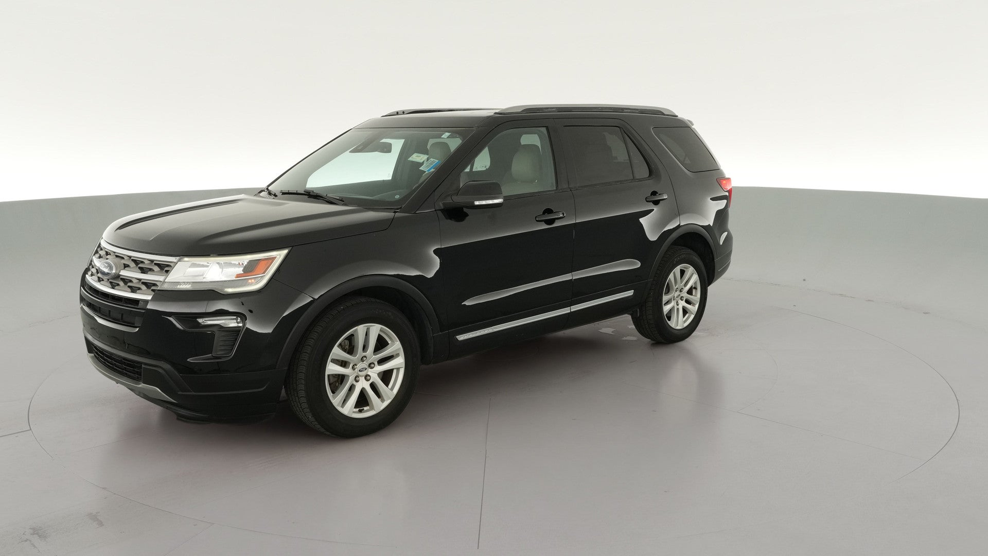 2018 Ford Explorer vehicle photo