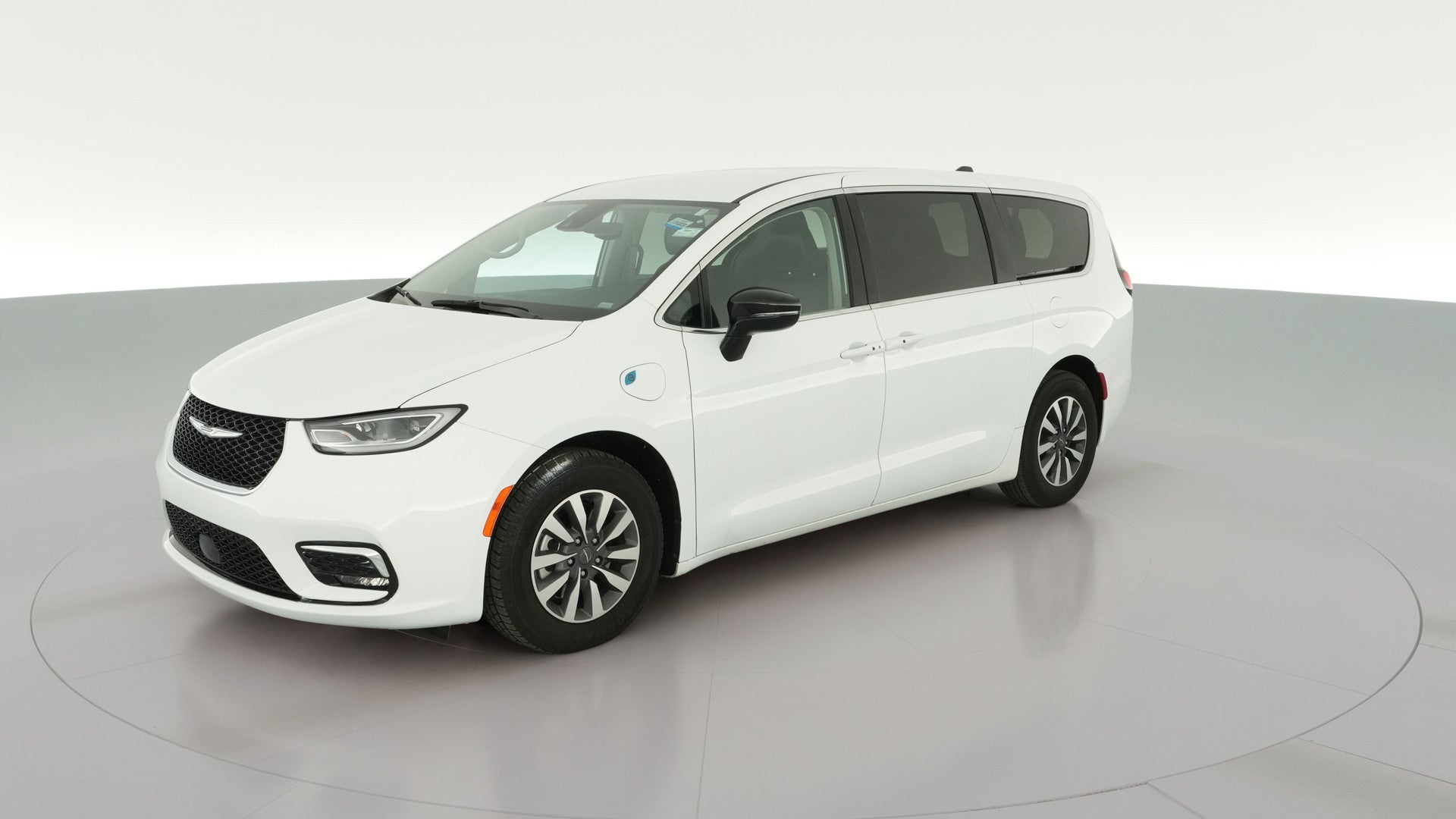 2024 Chrysler Pacifica Hybrid vehicle photo
