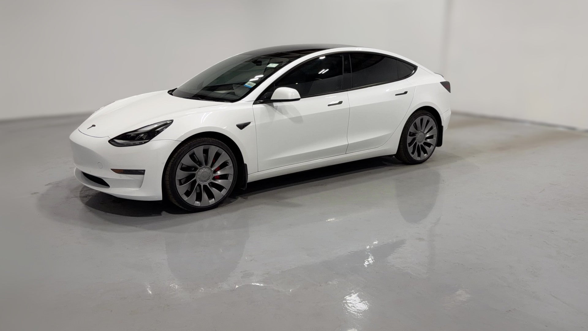 2022 Tesla Model 3 vehicle photo