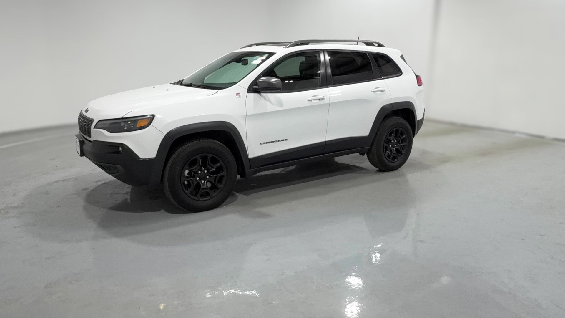 2021 Jeep Cherokee vehicle photo