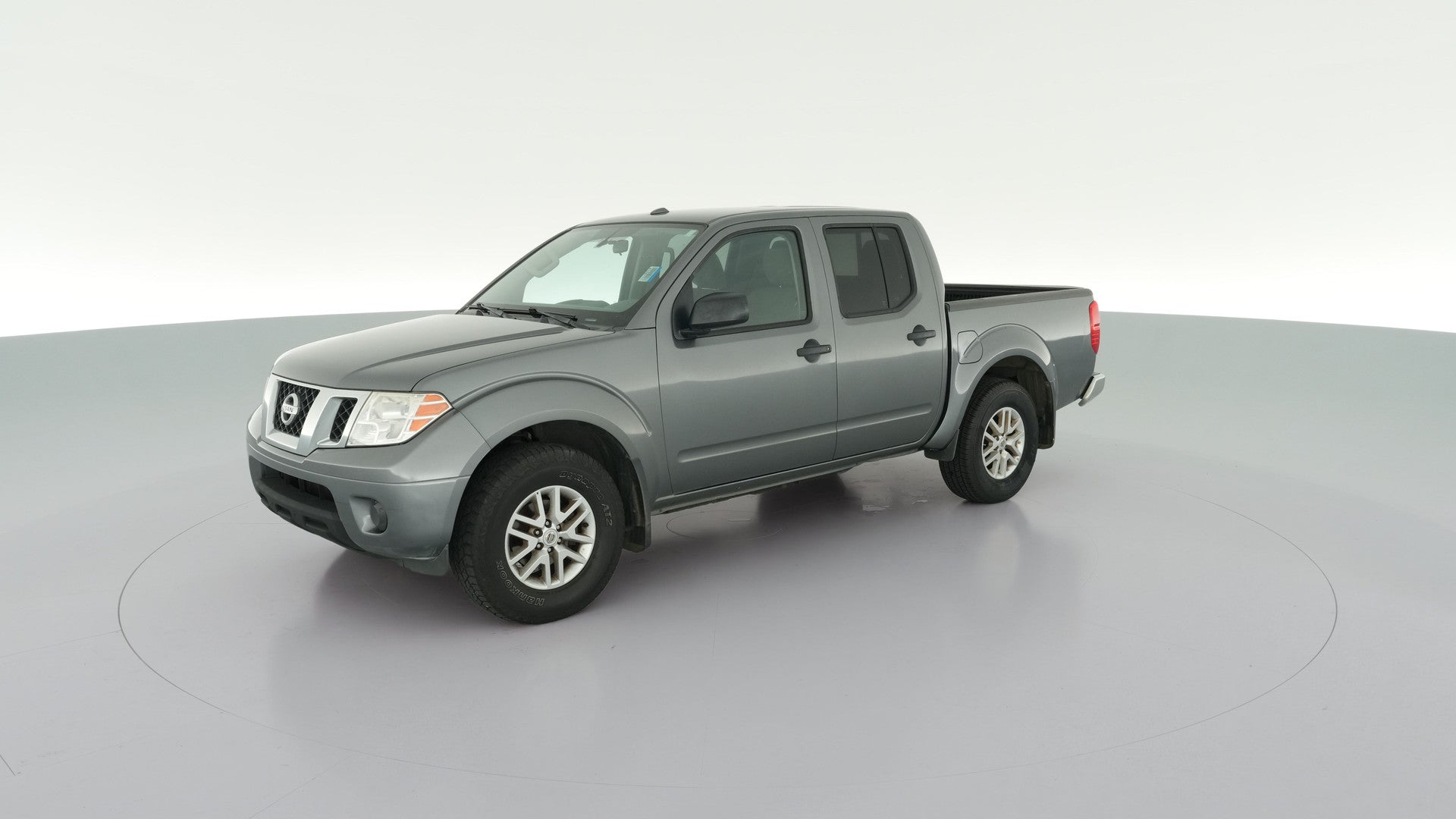 2018 Nissan Frontier Crew Cab vehicle photo