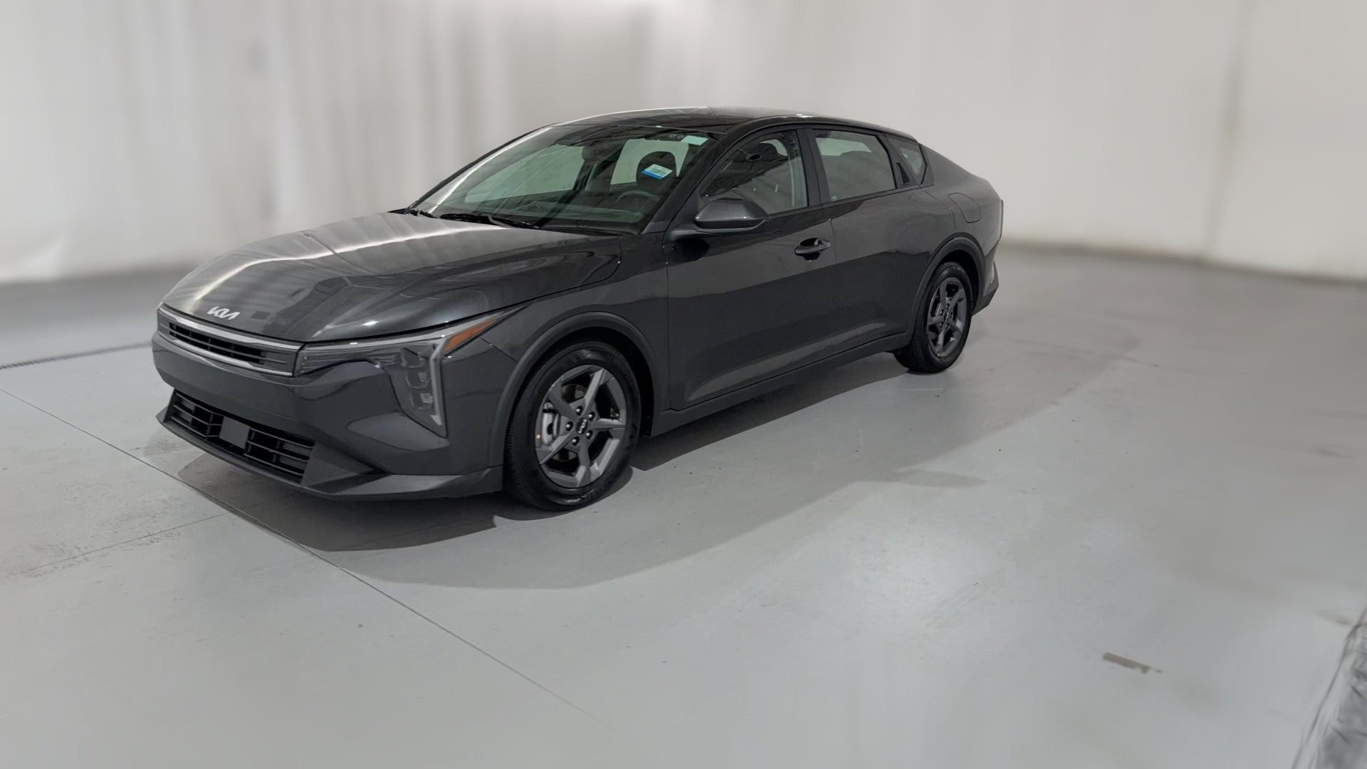 2025 Kia K4 vehicle photo