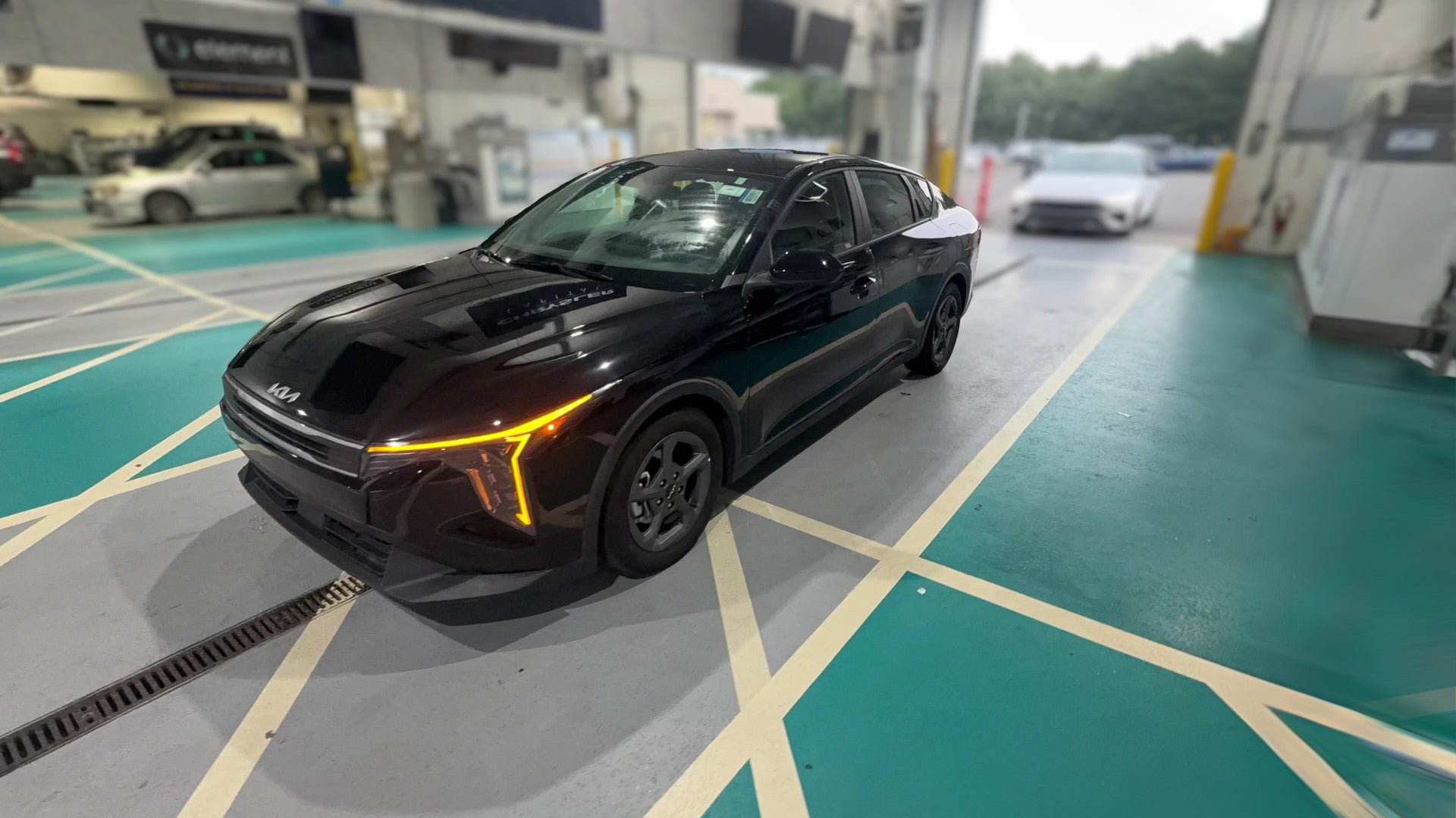 2025 Kia K4 vehicle photo