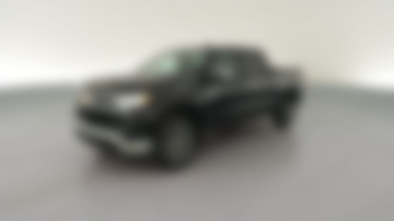 2024 Chevrolet Silverado 1500 Crew Cab vehicle photo