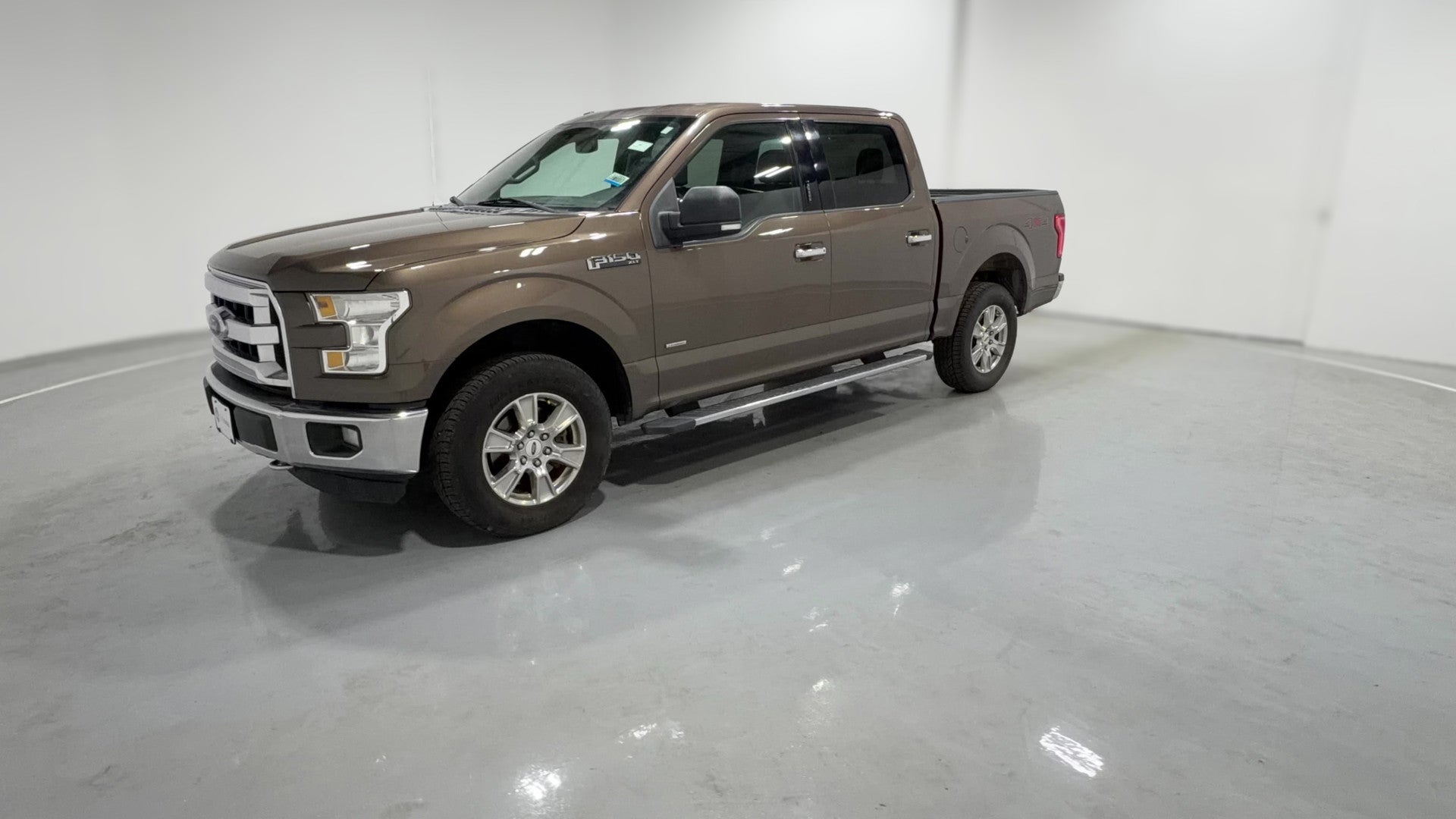 2016 Ford F150 SuperCrew Cab vehicle photo