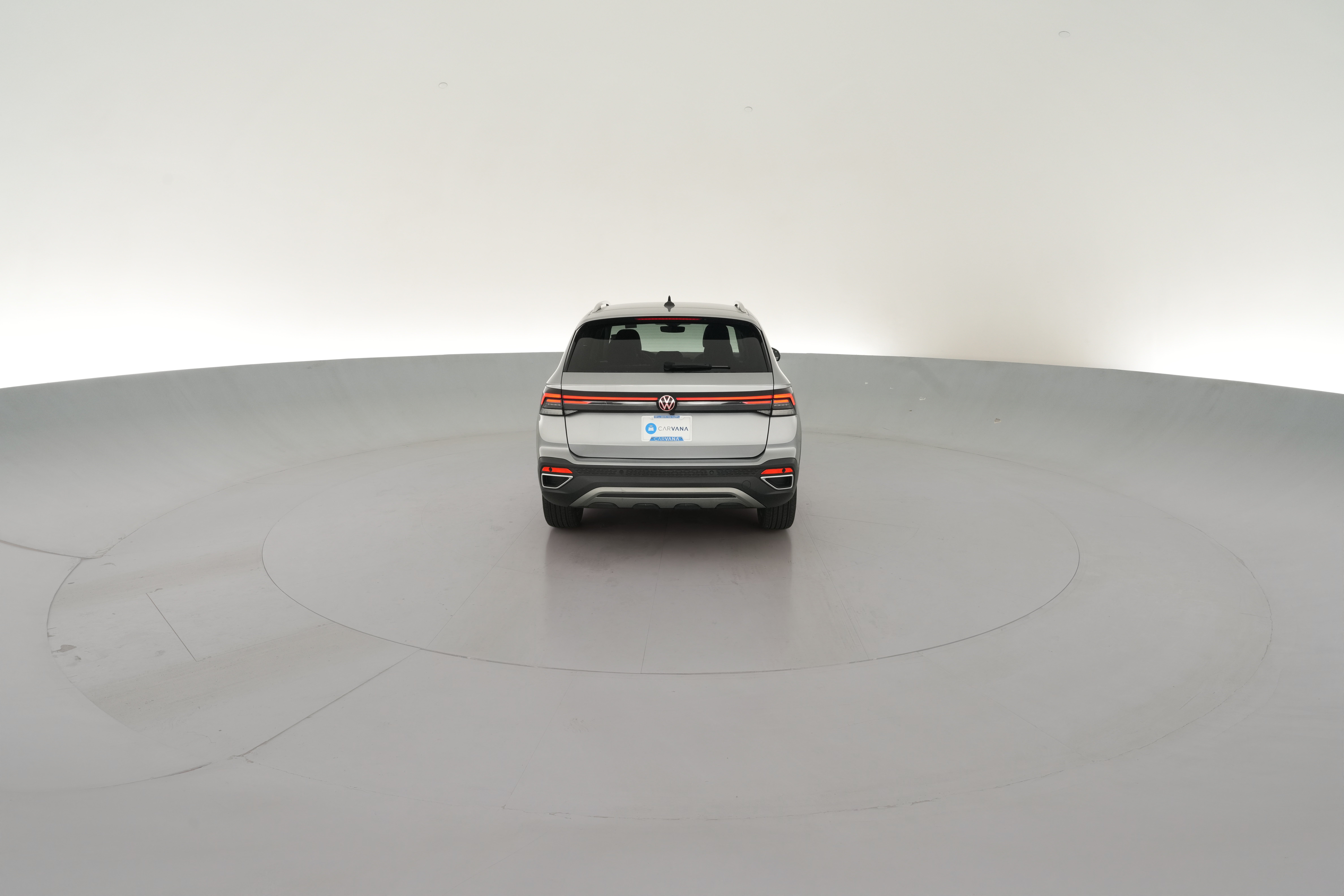 2025 Volkswagen Taos SE - Photo 30